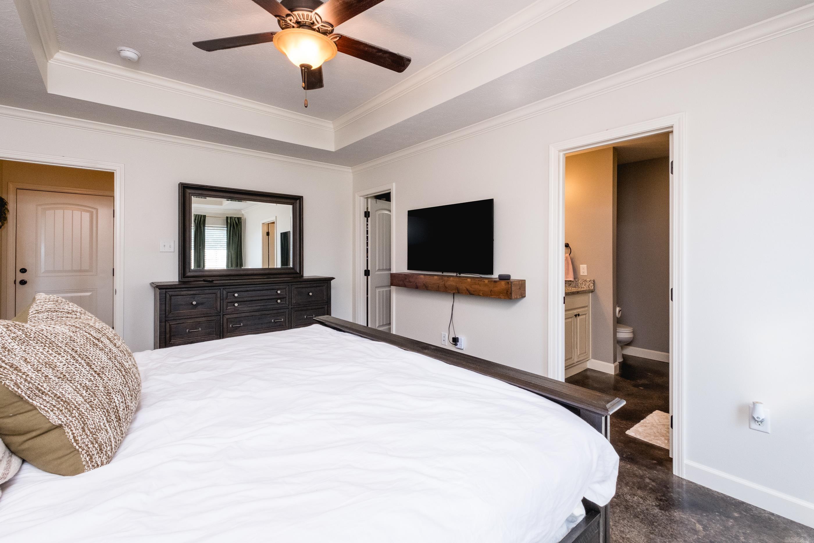 MAKENNA COVE - Residential