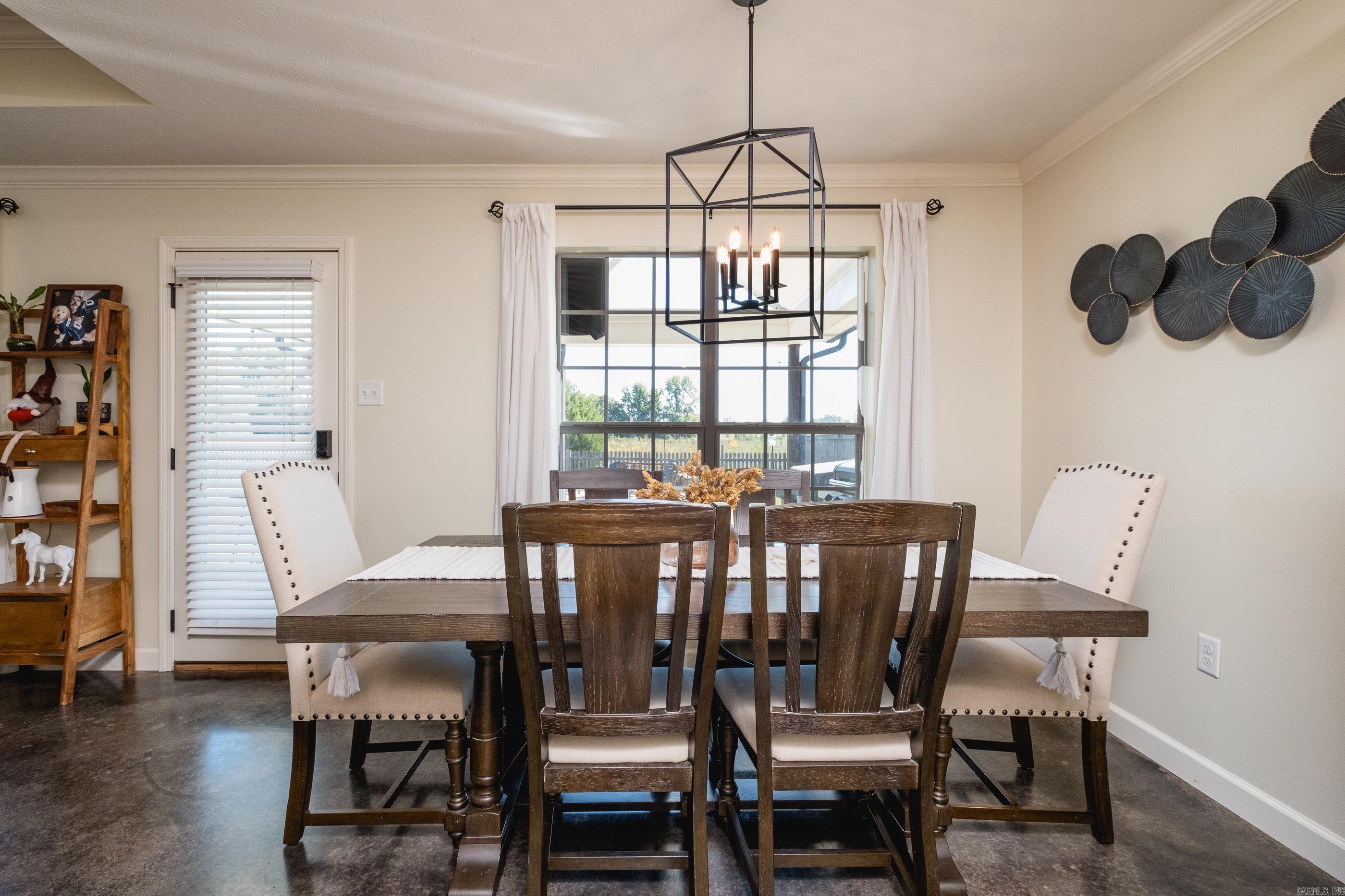 MAKENNA COVE - Residential