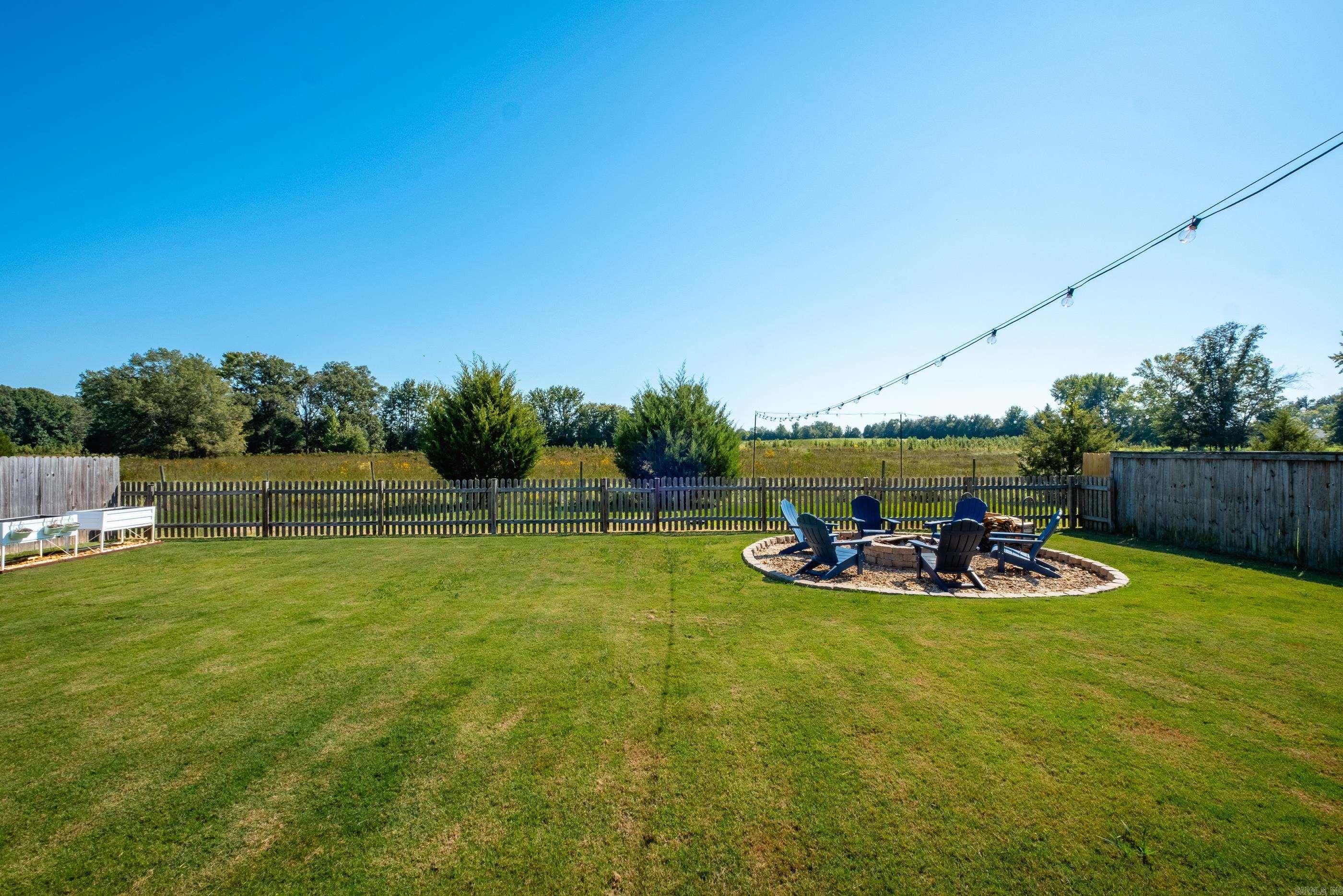 MAKENNA COVE - Residential