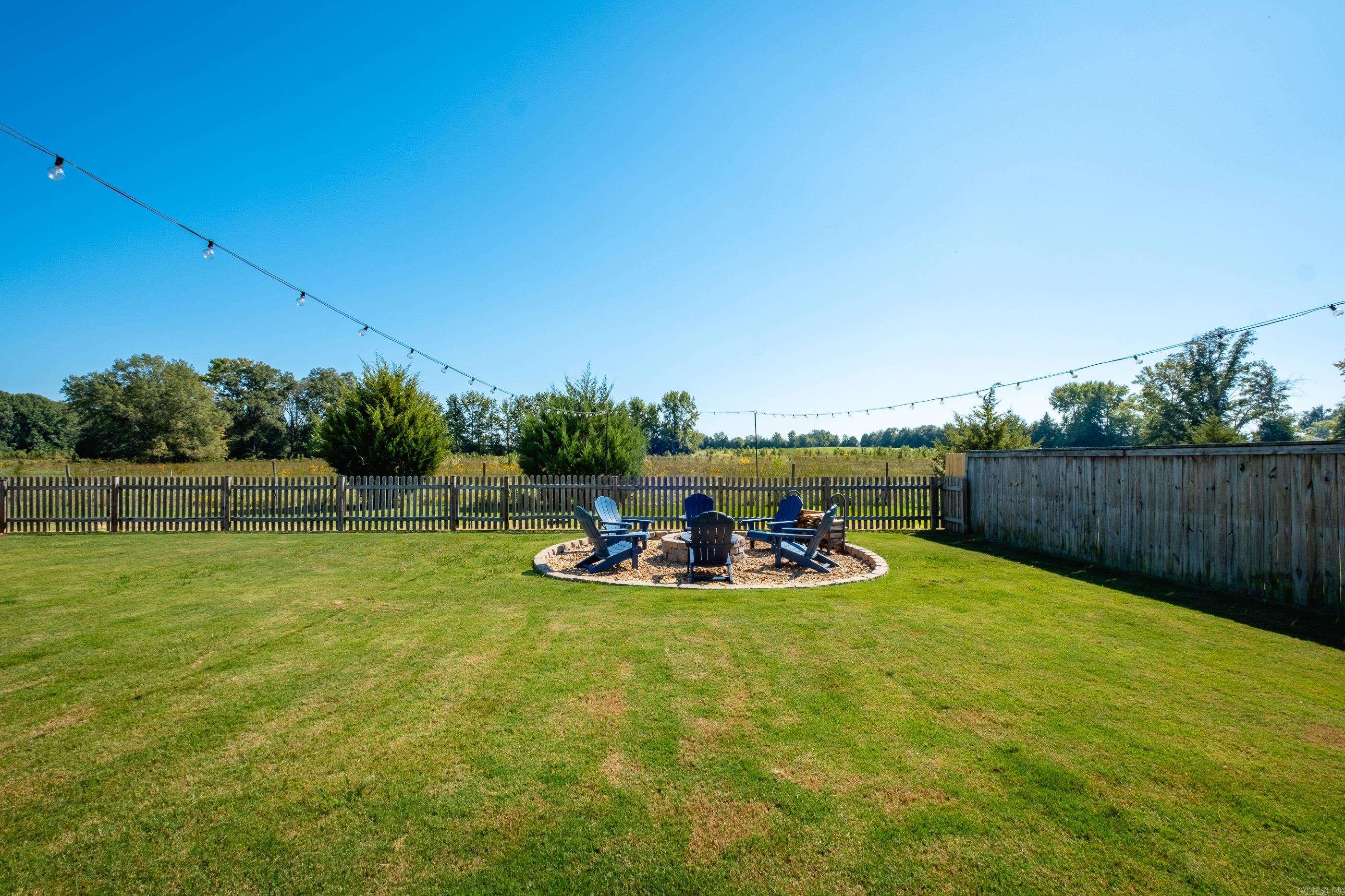 MAKENNA COVE - Residential