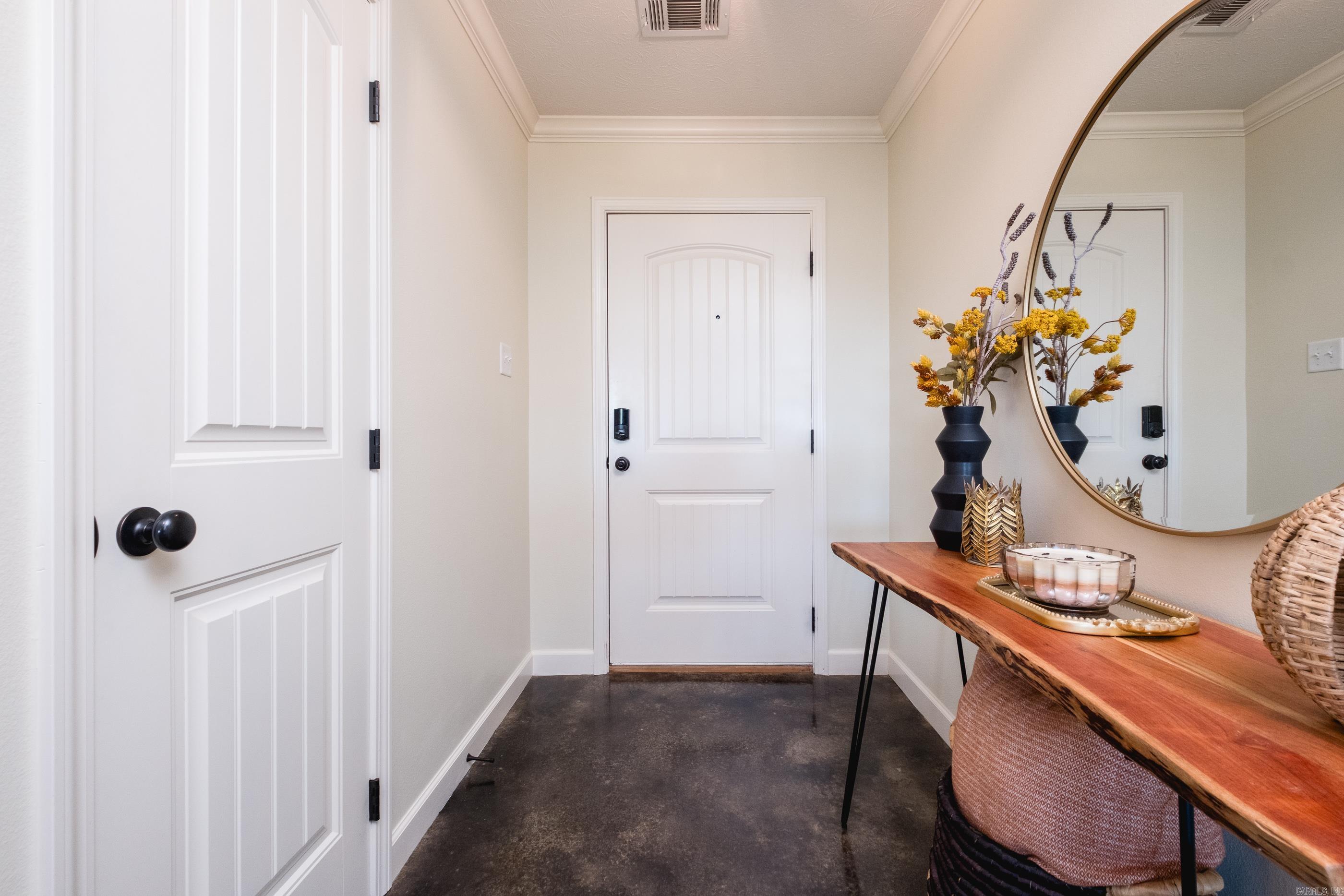 MAKENNA COVE - Residential