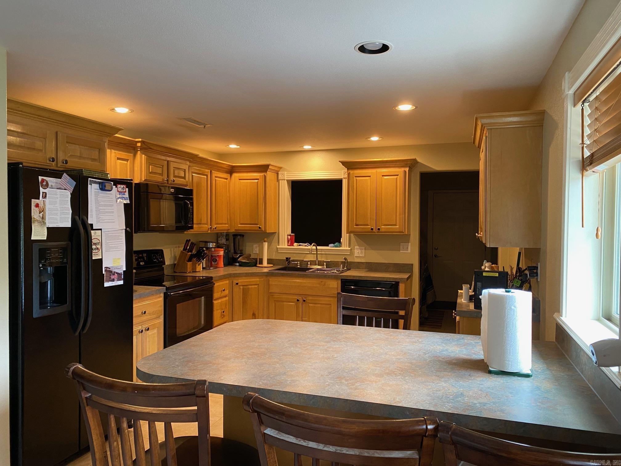 WYLDE WOOD VILL - Residential