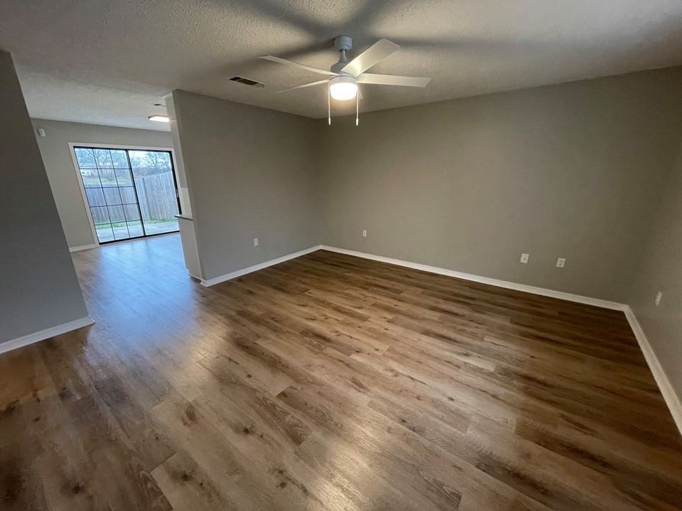 Con-Ark I-40 - Residential Lease