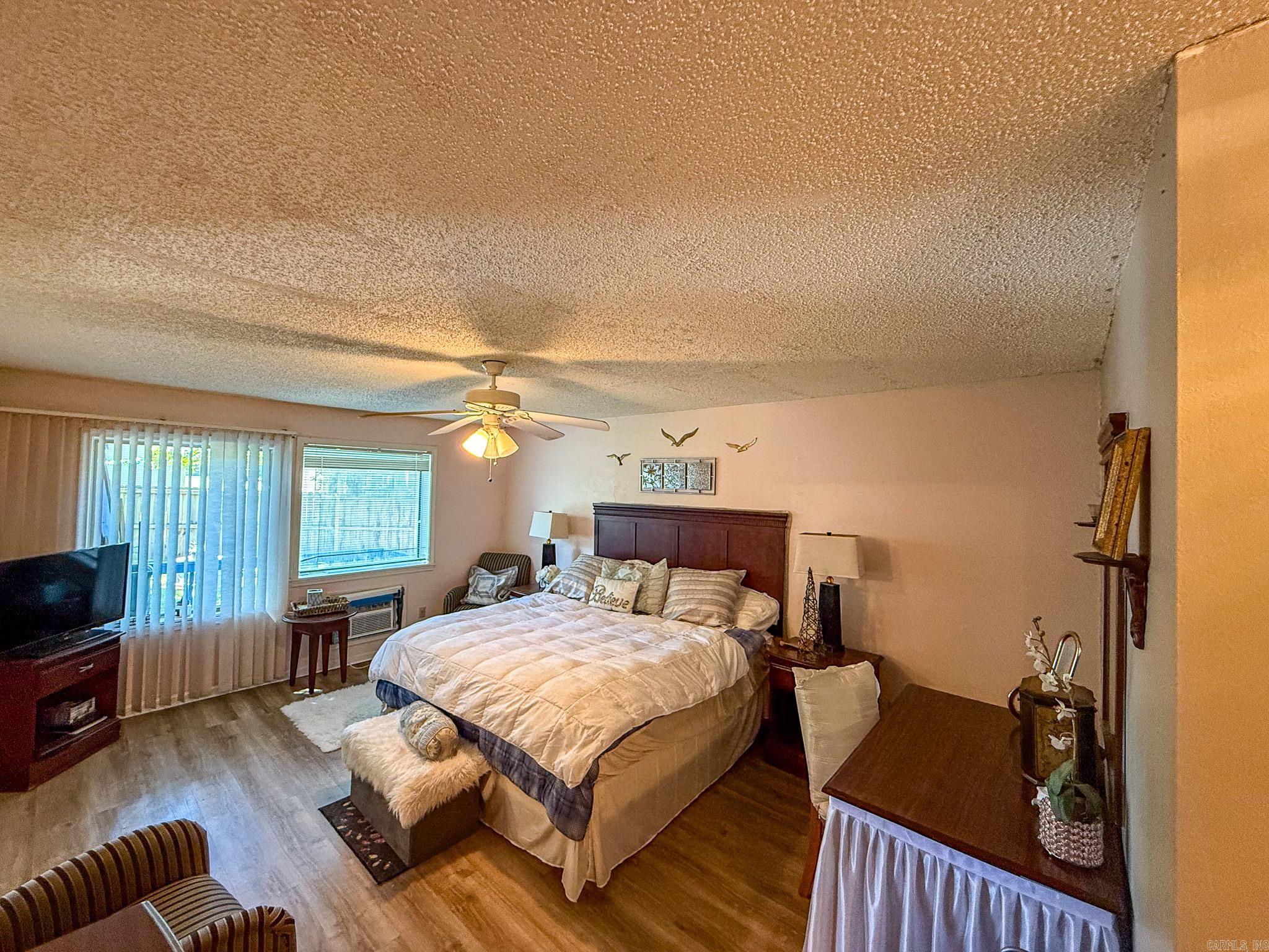 SHADOW RIDGE VILLAS - Residential