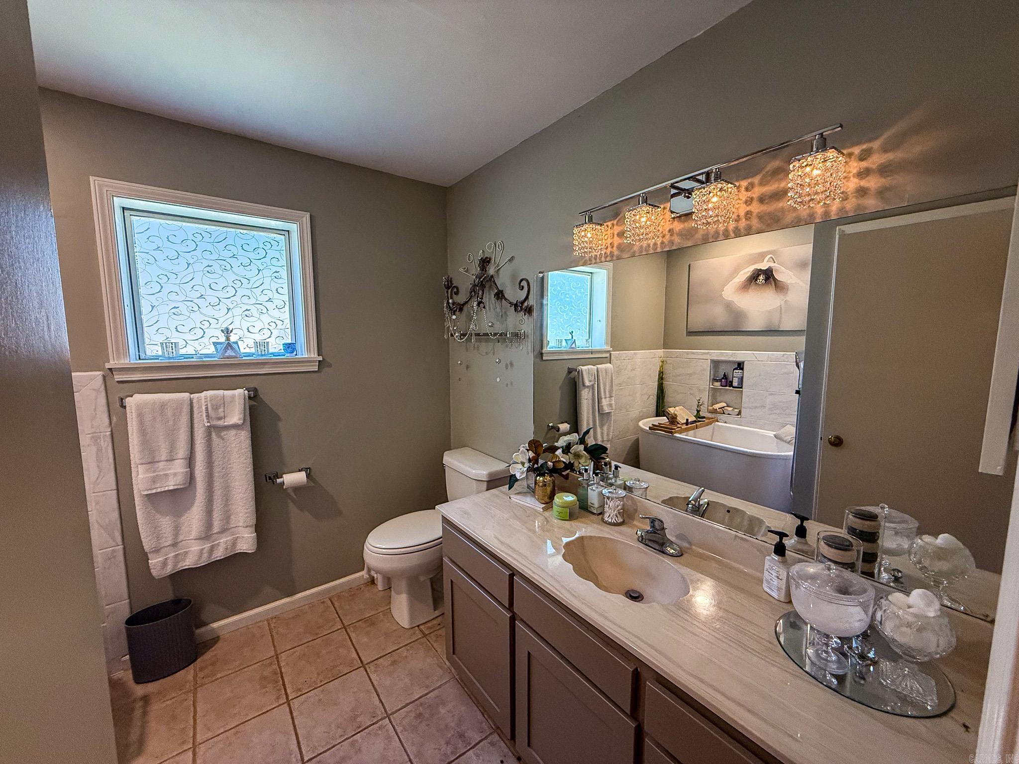 SHADOW RIDGE VILLAS - Residential