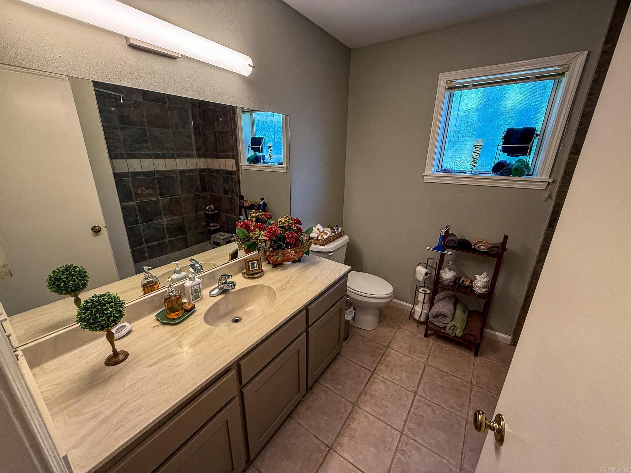 SHADOW RIDGE VILLAS - Residential