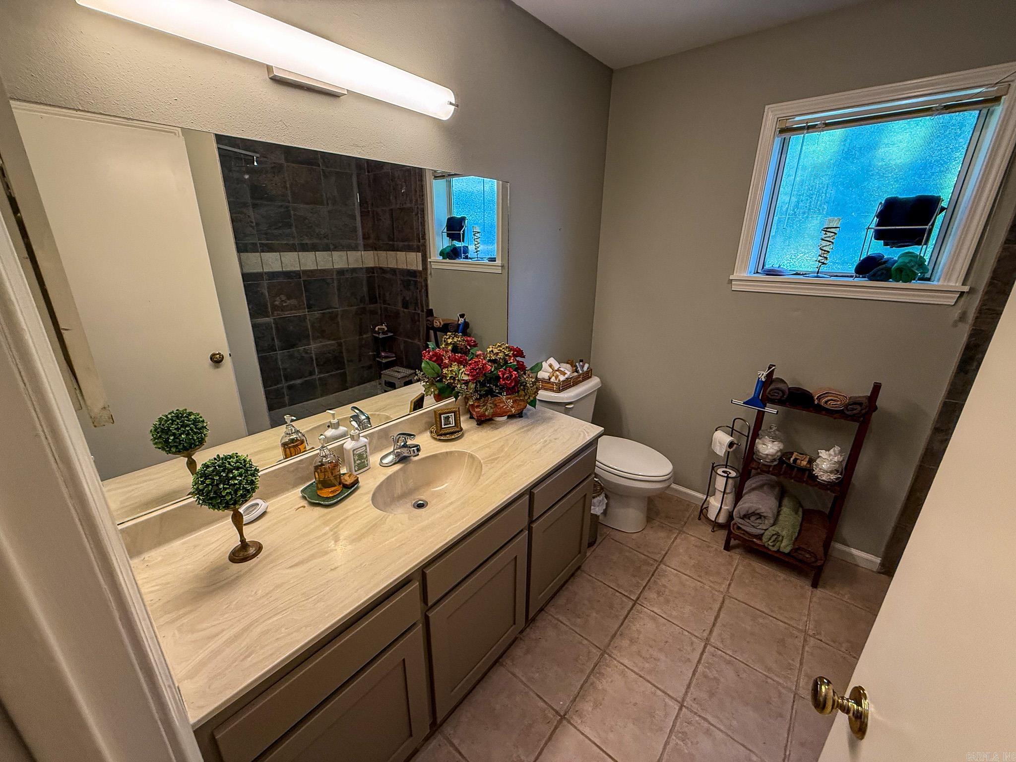 SHADOW RIDGE VILLAS - Residential