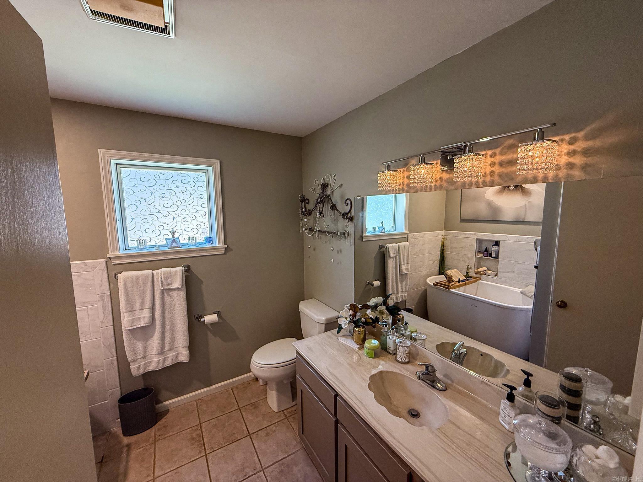 SHADOW RIDGE VILLAS - Residential