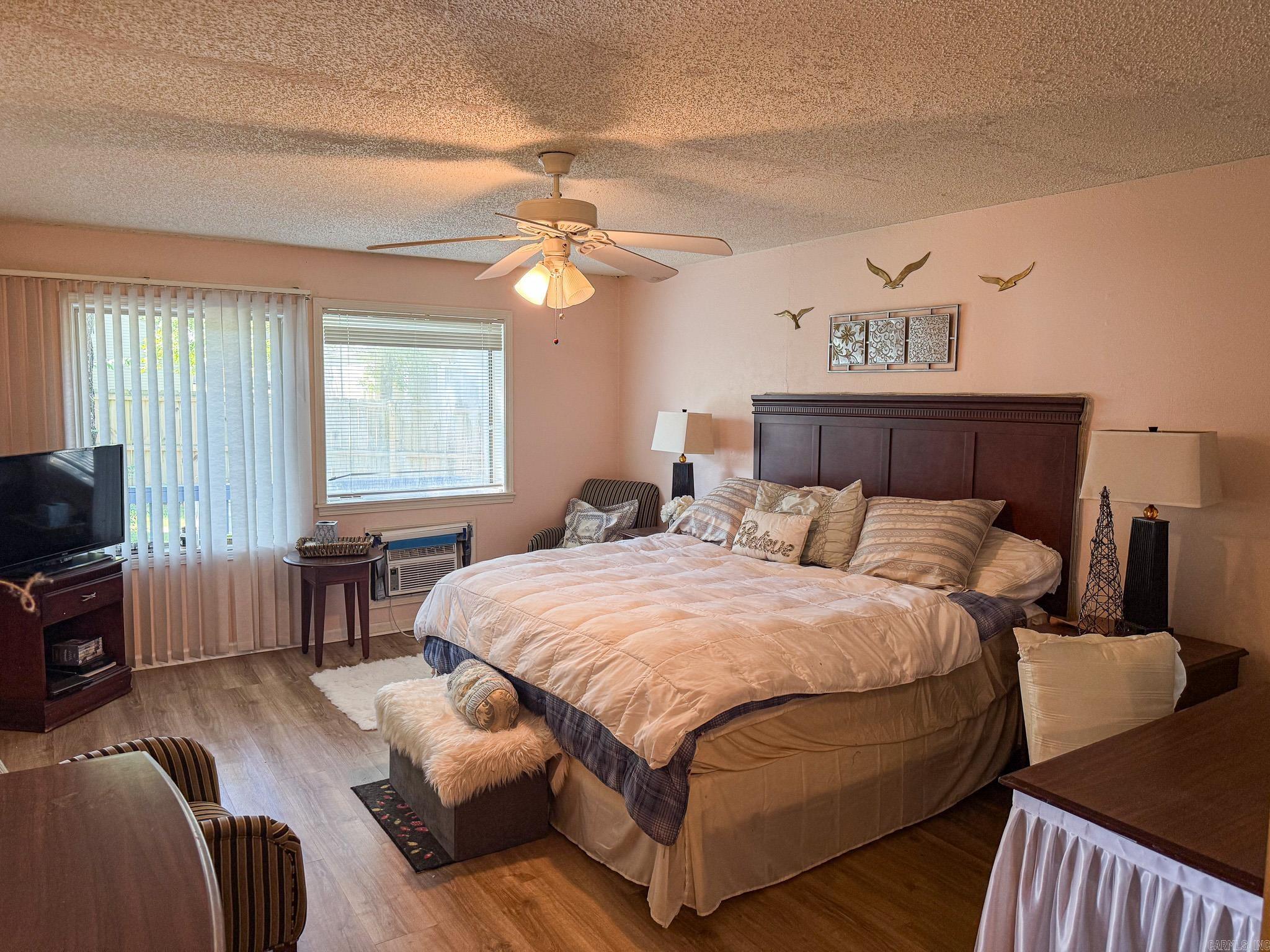 SHADOW RIDGE VILLAS - Residential