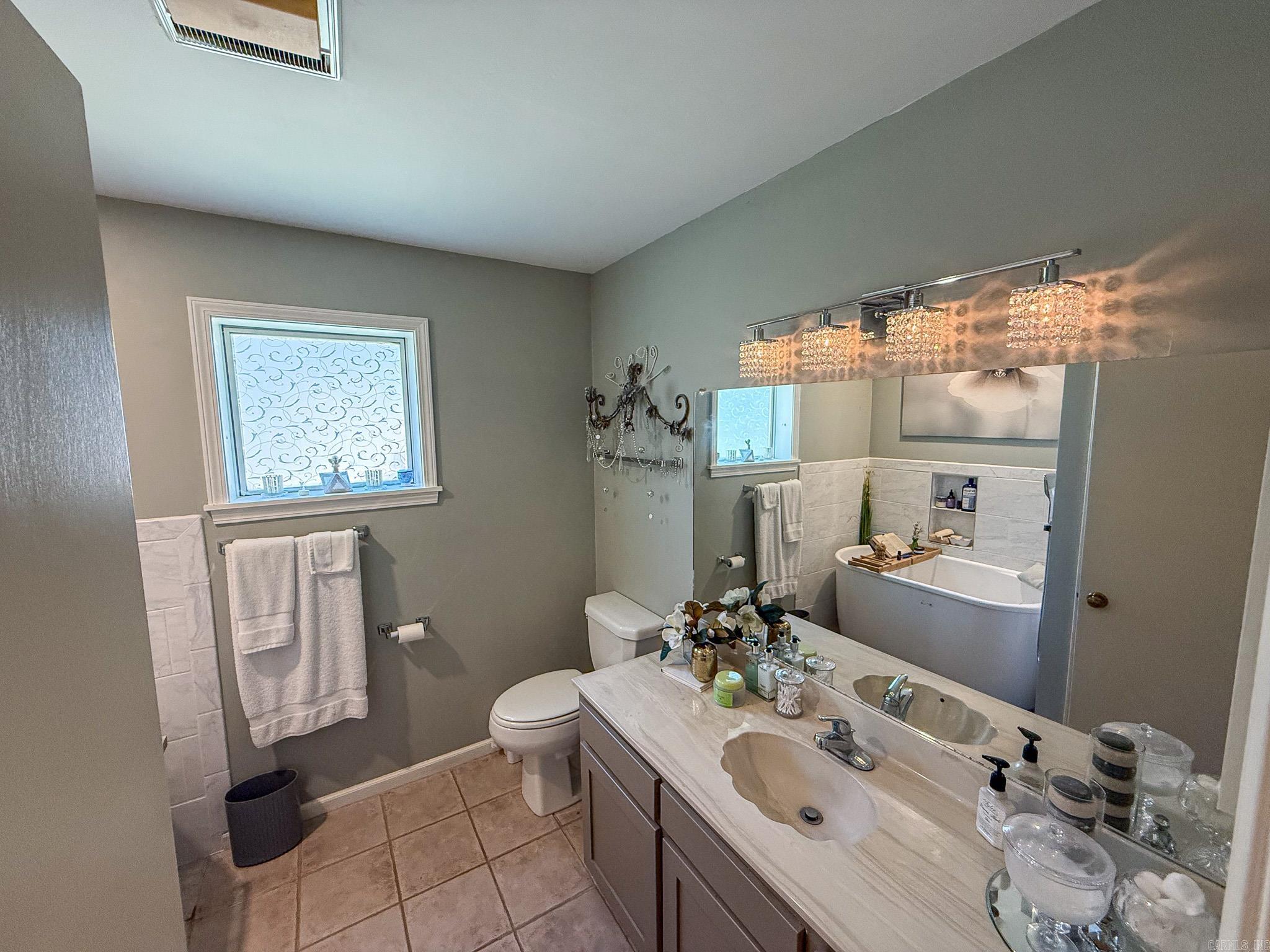 SHADOW RIDGE VILLAS - Residential