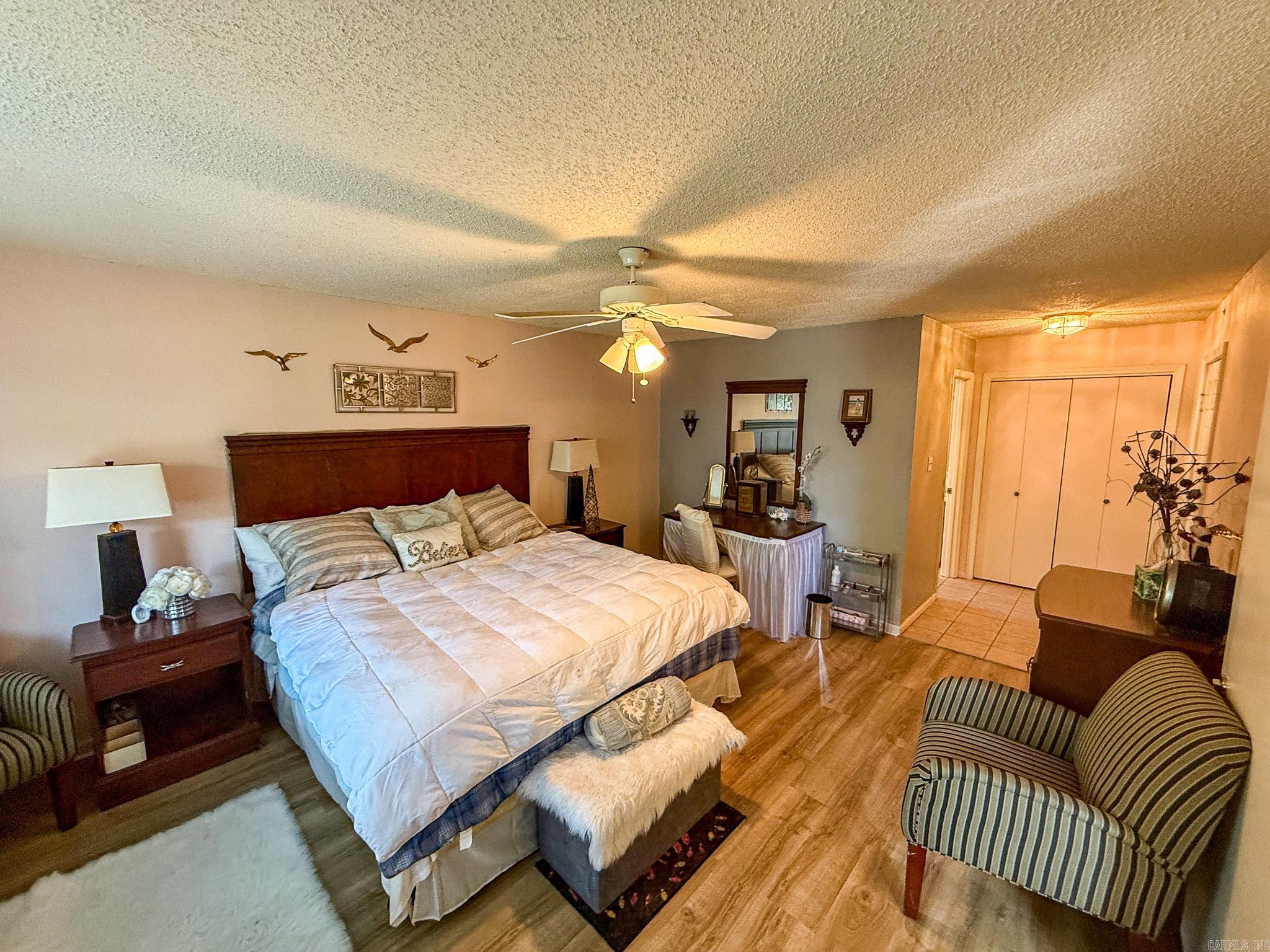 SHADOW RIDGE VILLAS - Residential