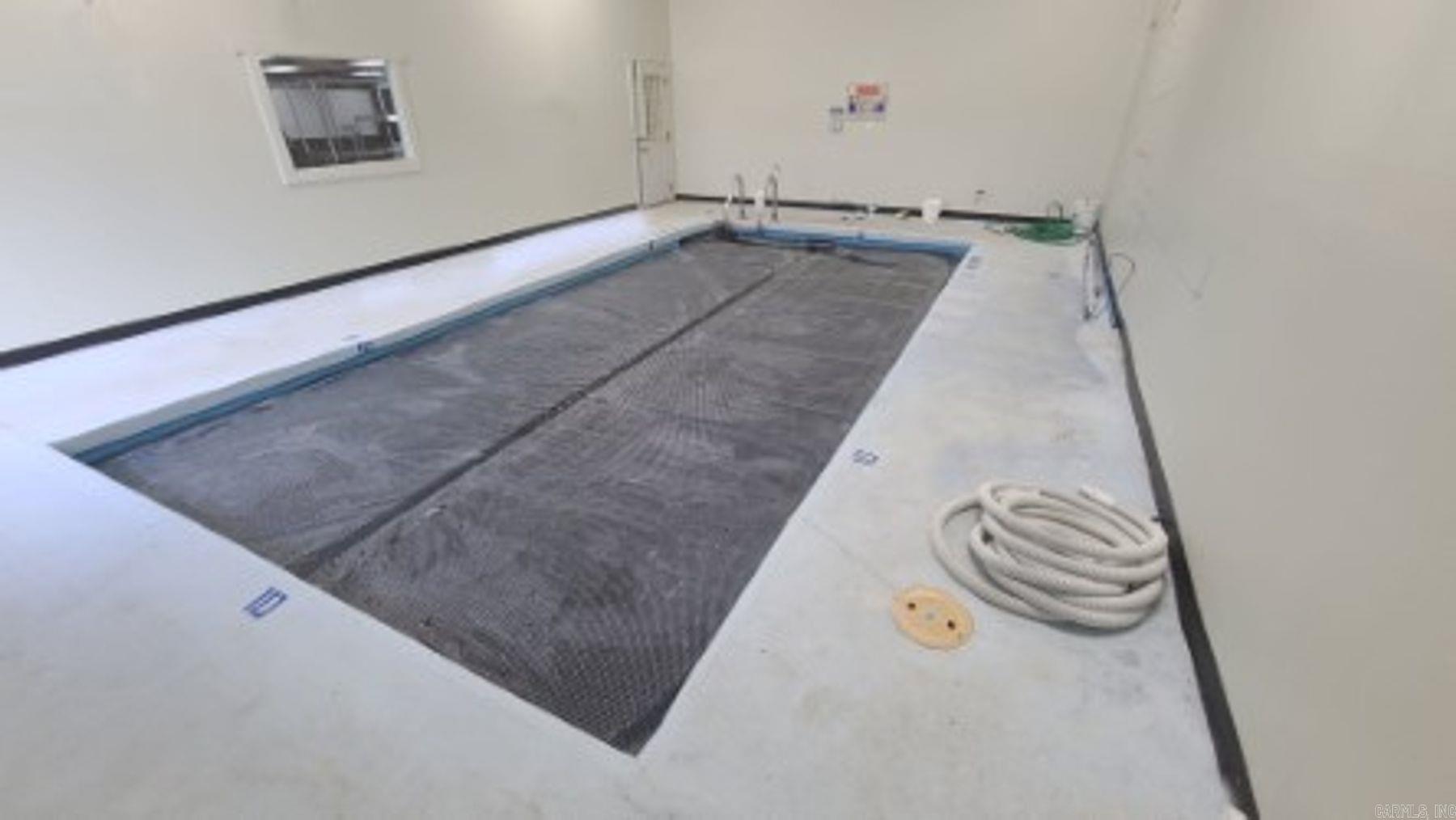 Metes & Bounds - Commercial Sale