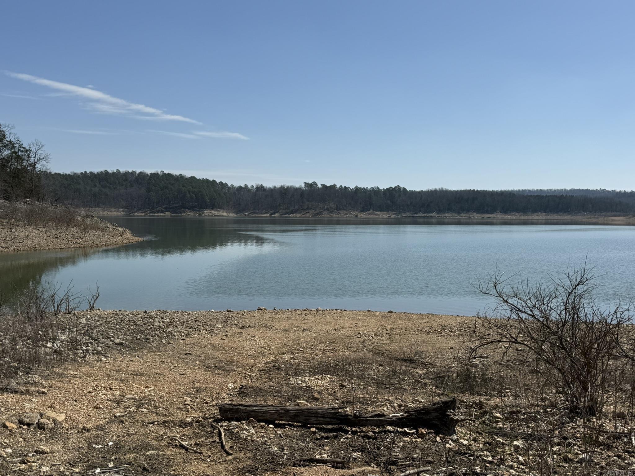 COMSTOCK COVE - Land