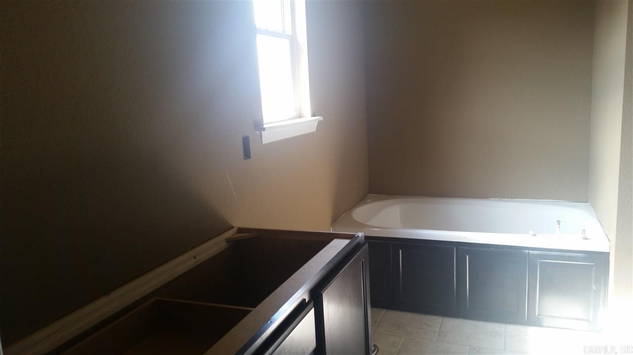 EMERALD MOUNTAIN - Residential