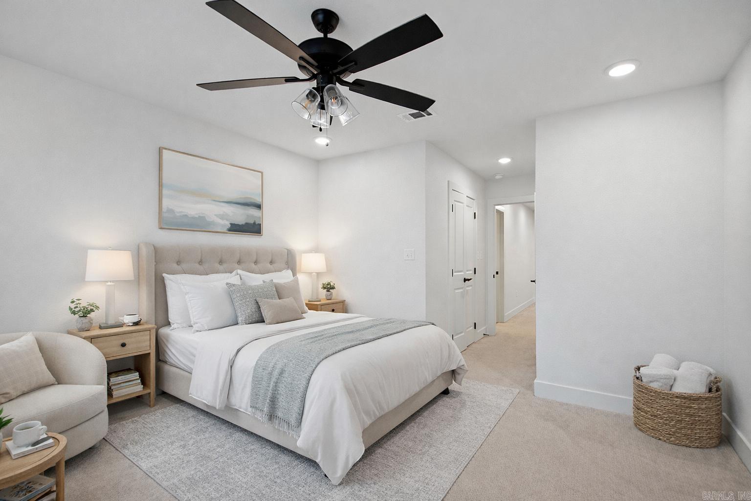 MIDTOWN BRYANT - Residential