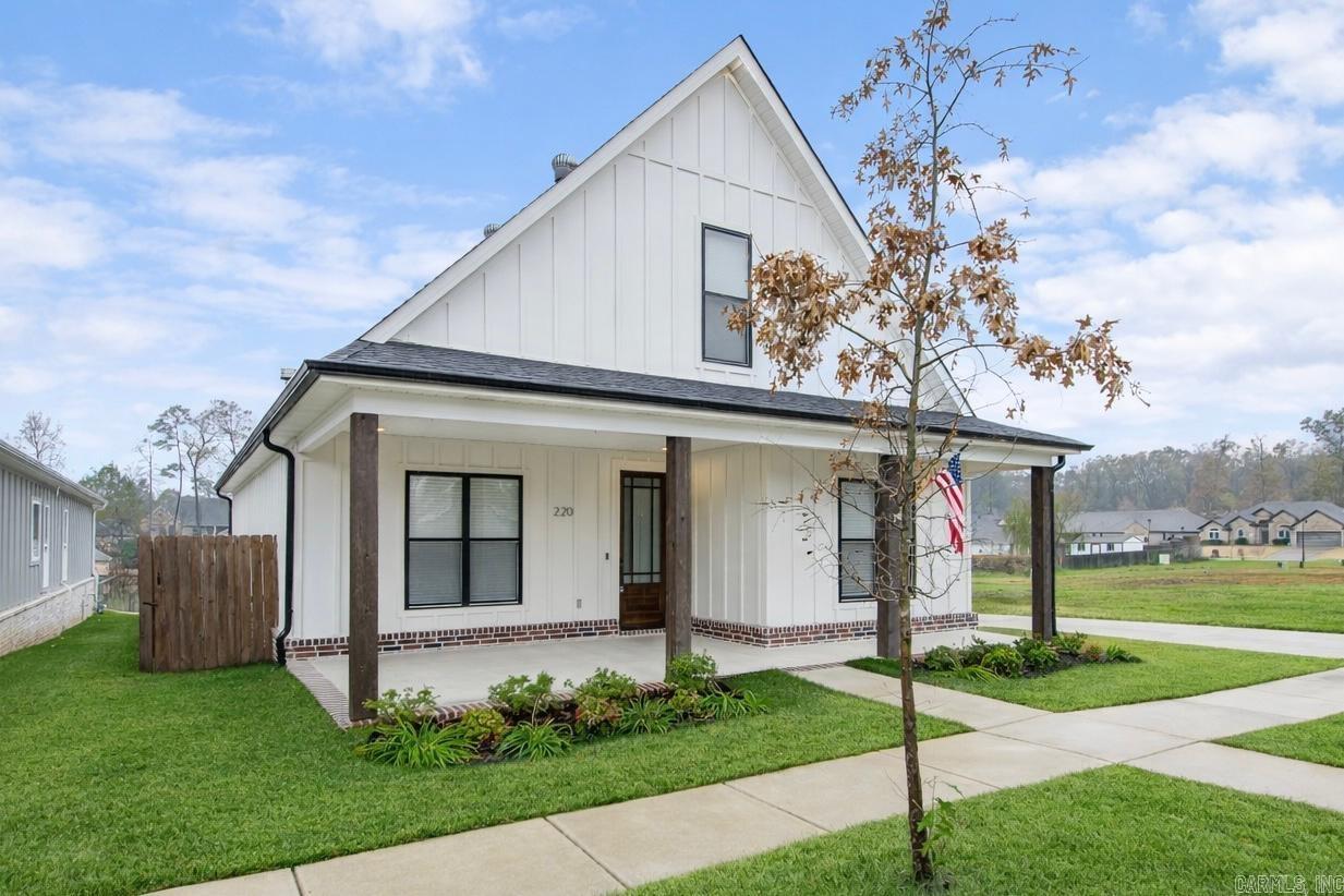 MIDTOWN BRYANT - Residential