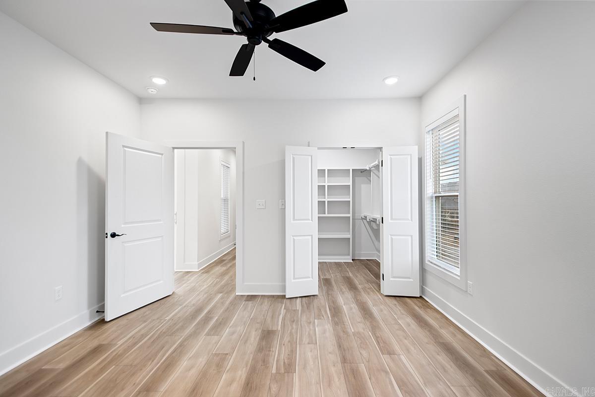 MIDTOWN BRYANT - Residential