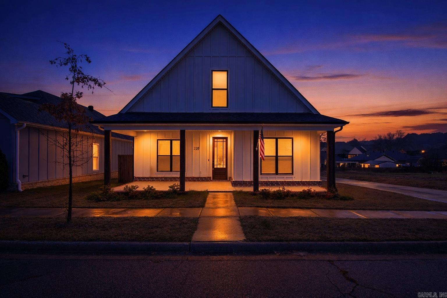 MIDTOWN BRYANT - Residential