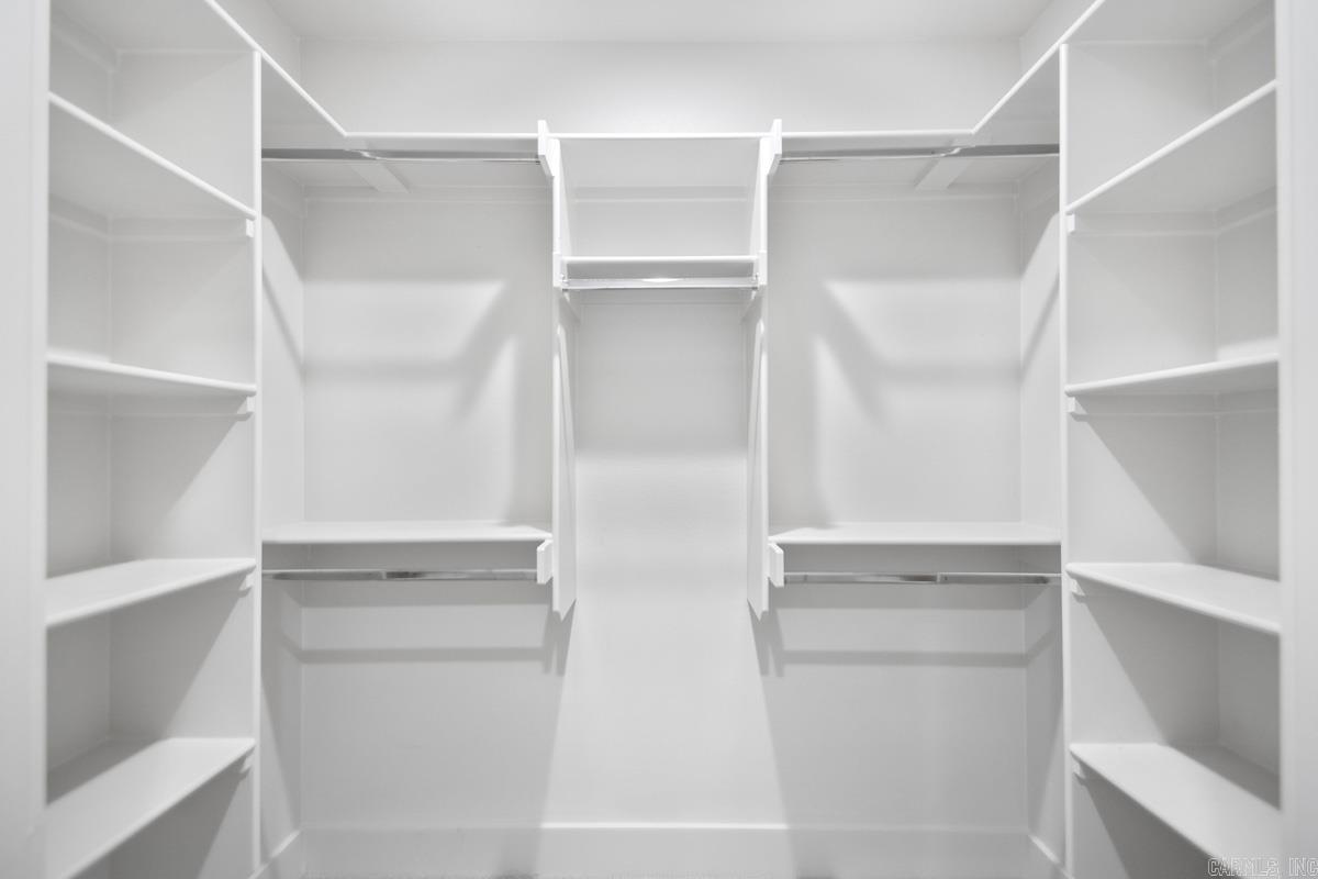 MIDTOWN BRYANT - Residential