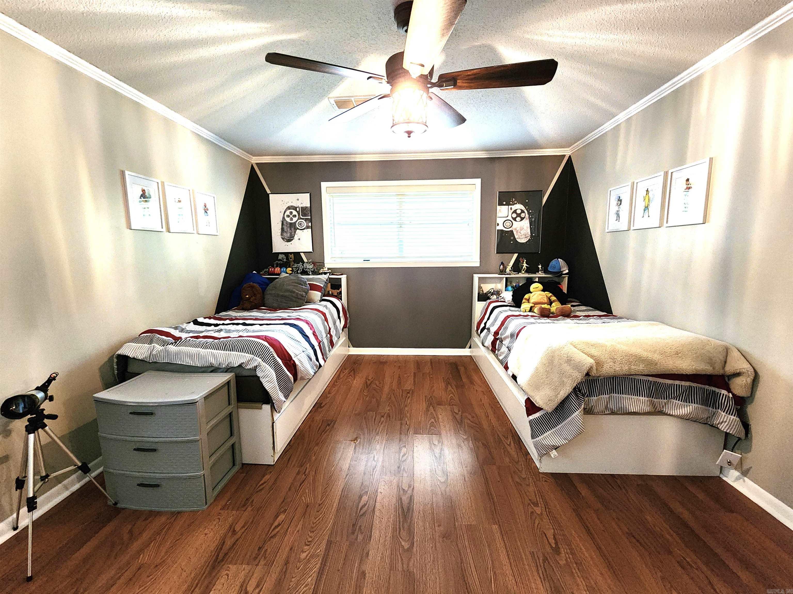 Thompson Heights 5th - Residential