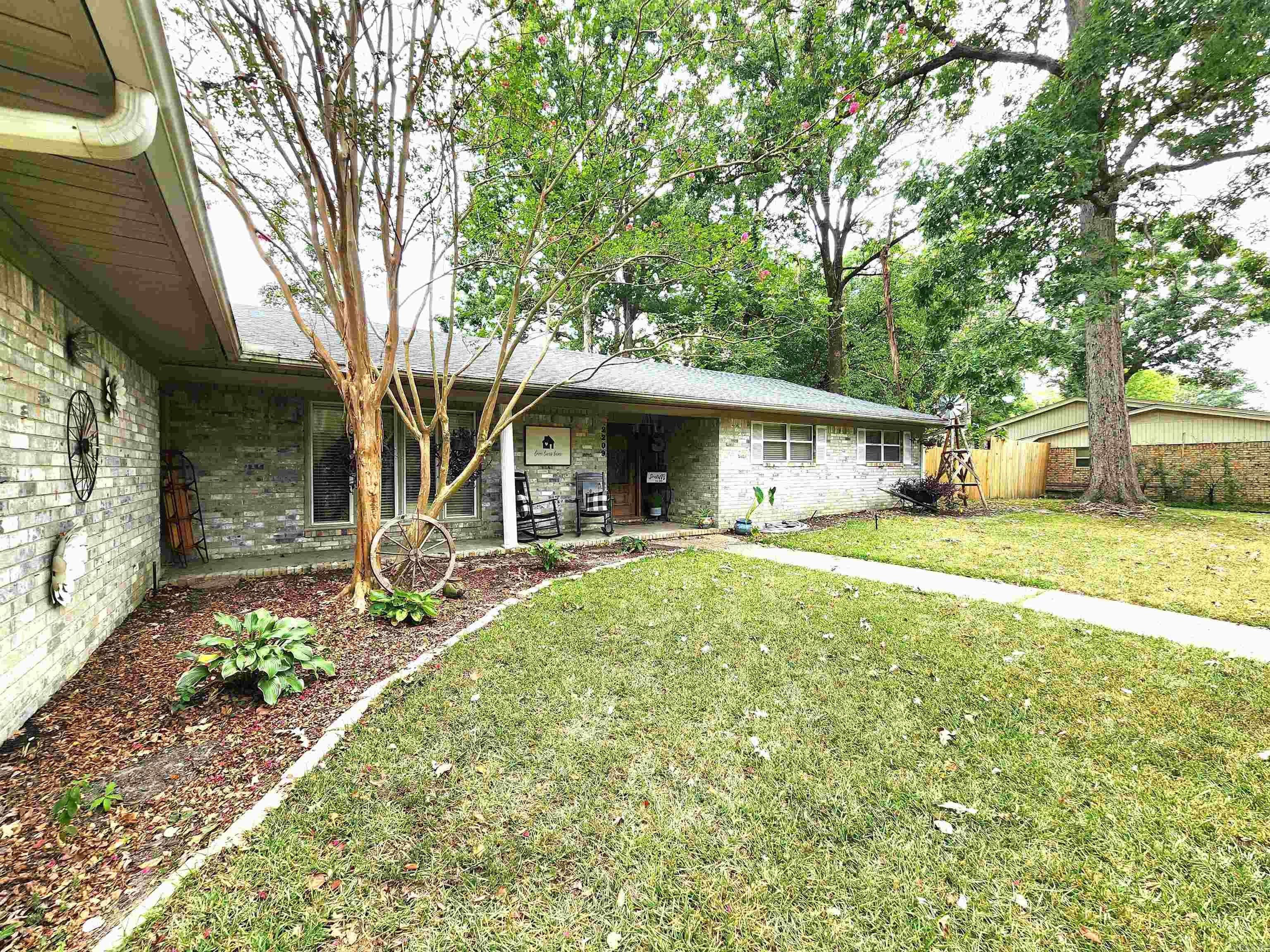 Thompson Heights 5th - Residential