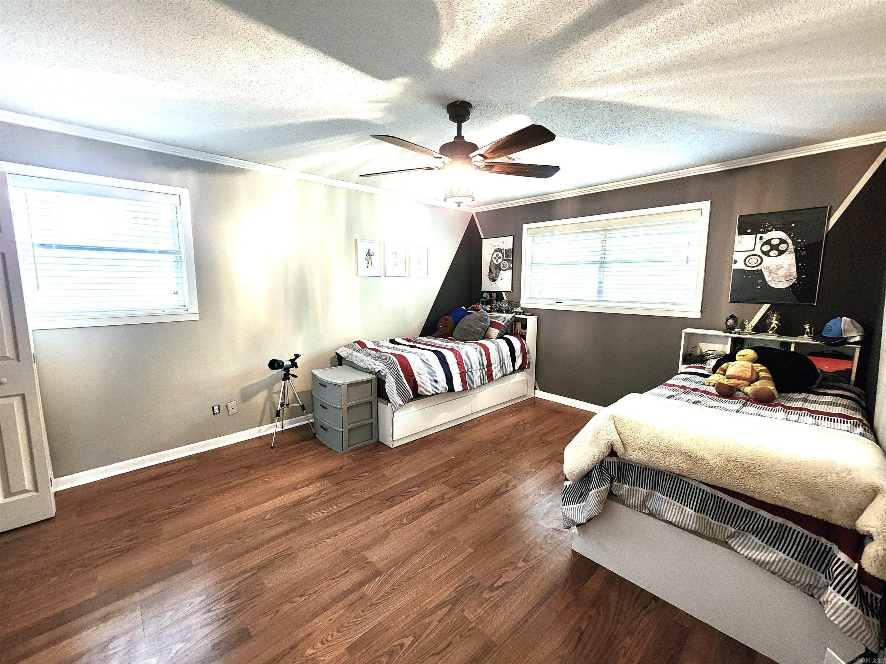 Thompson Heights 5th - Residential