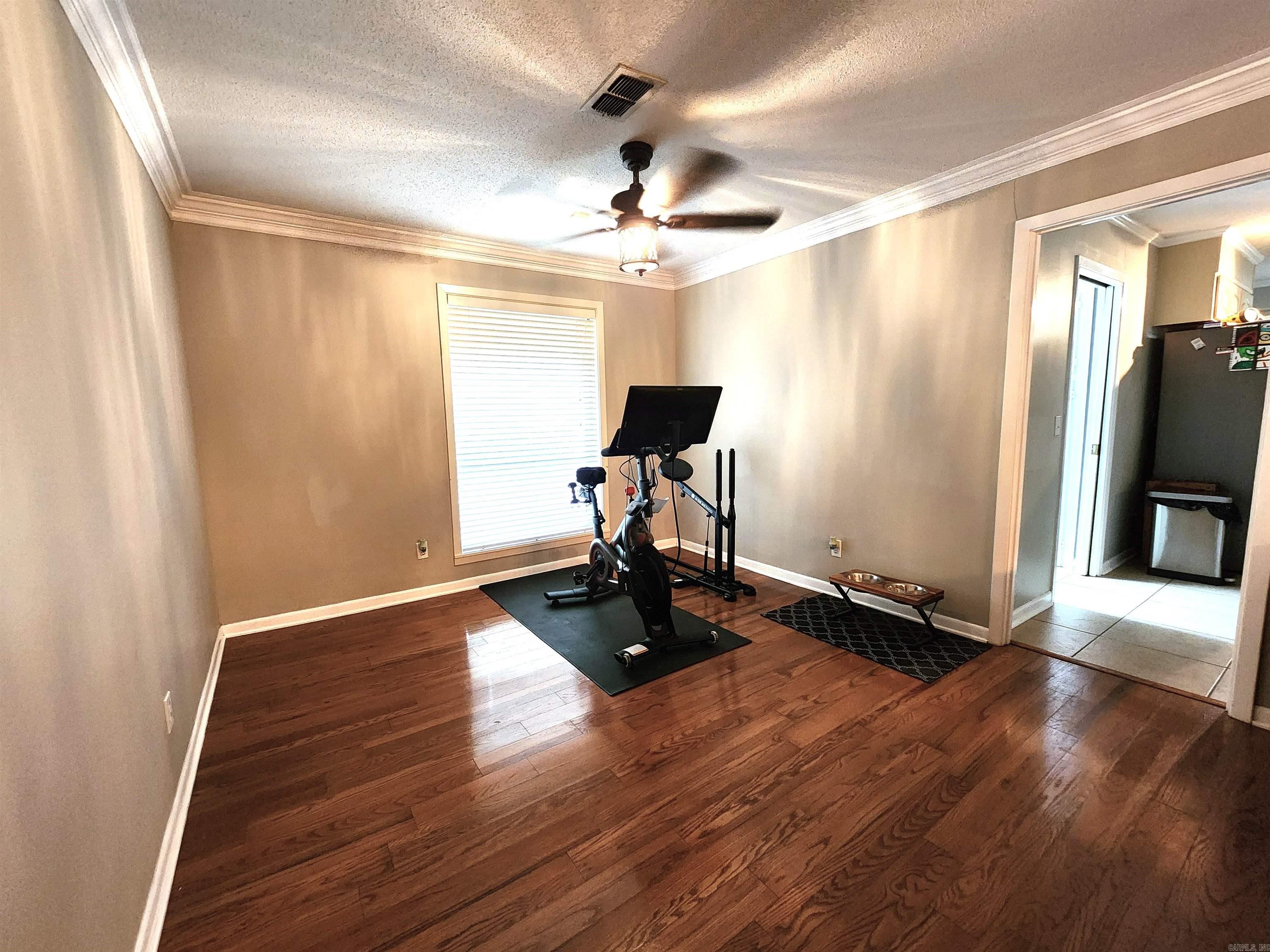 Thompson Heights 5th - Residential