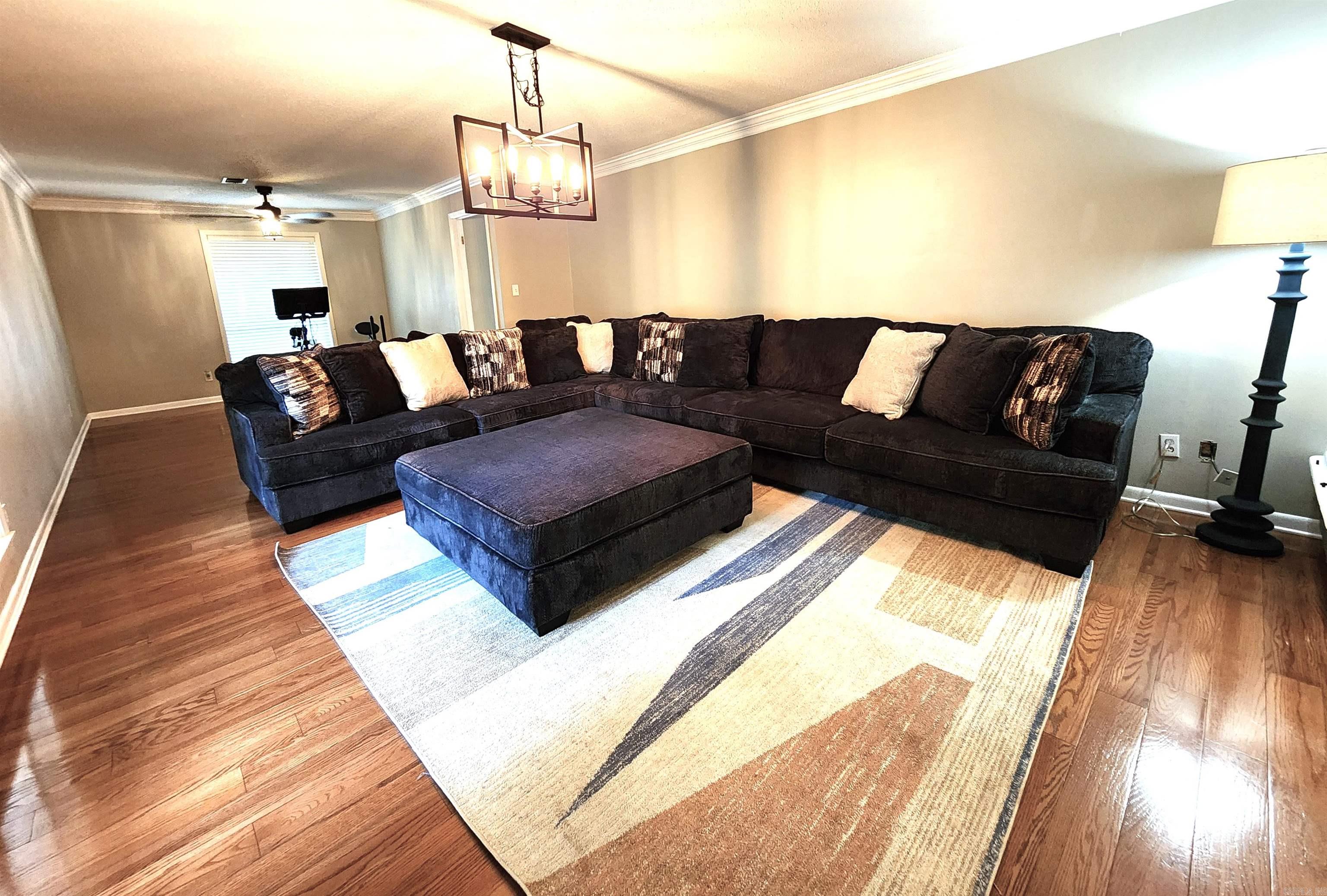 Thompson Heights 5th - Residential