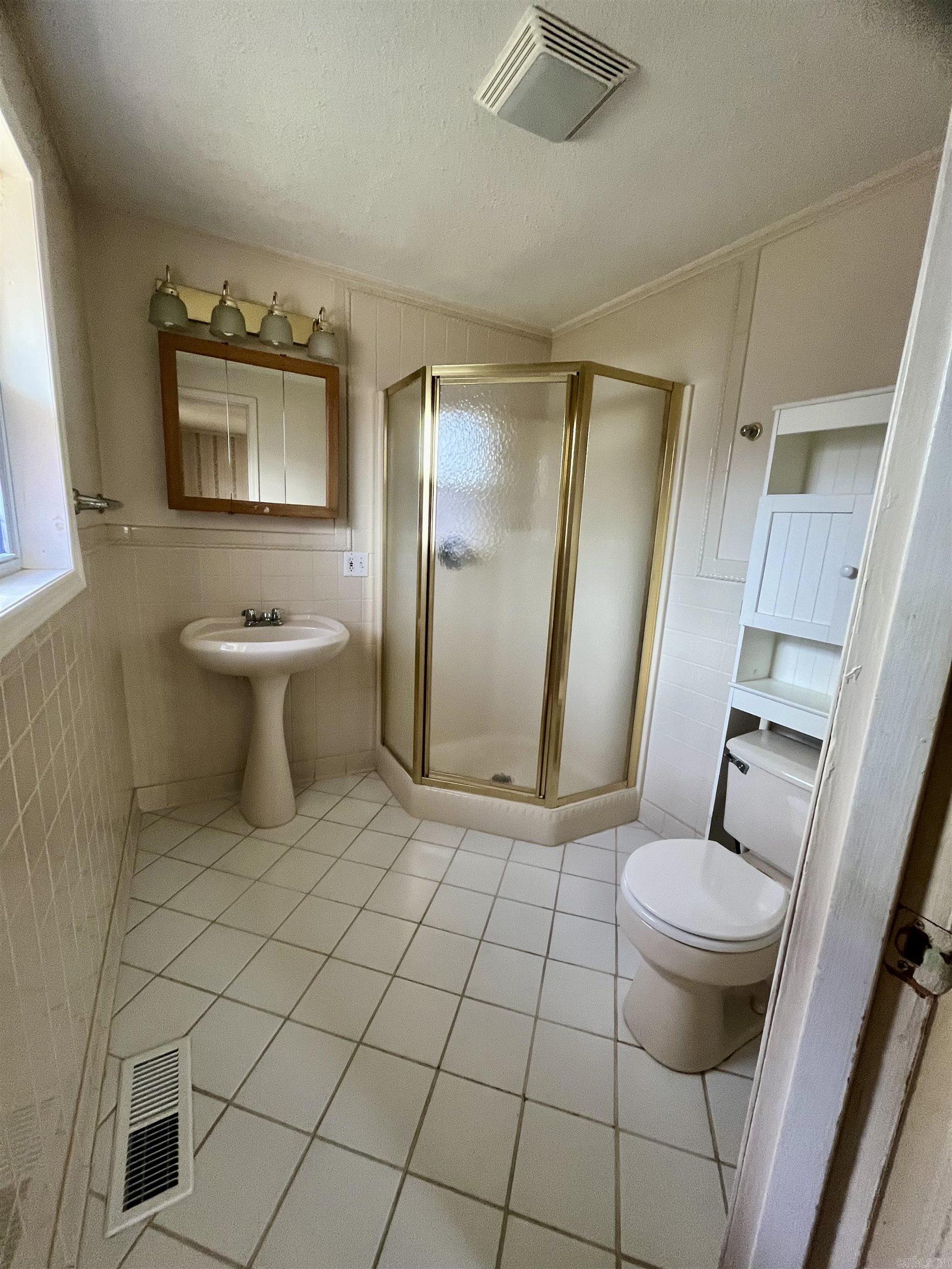 Maddox 2nd - Residential