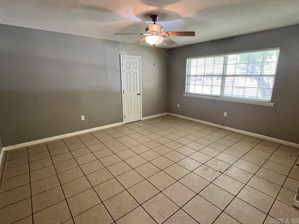 WEST GATE - Residential