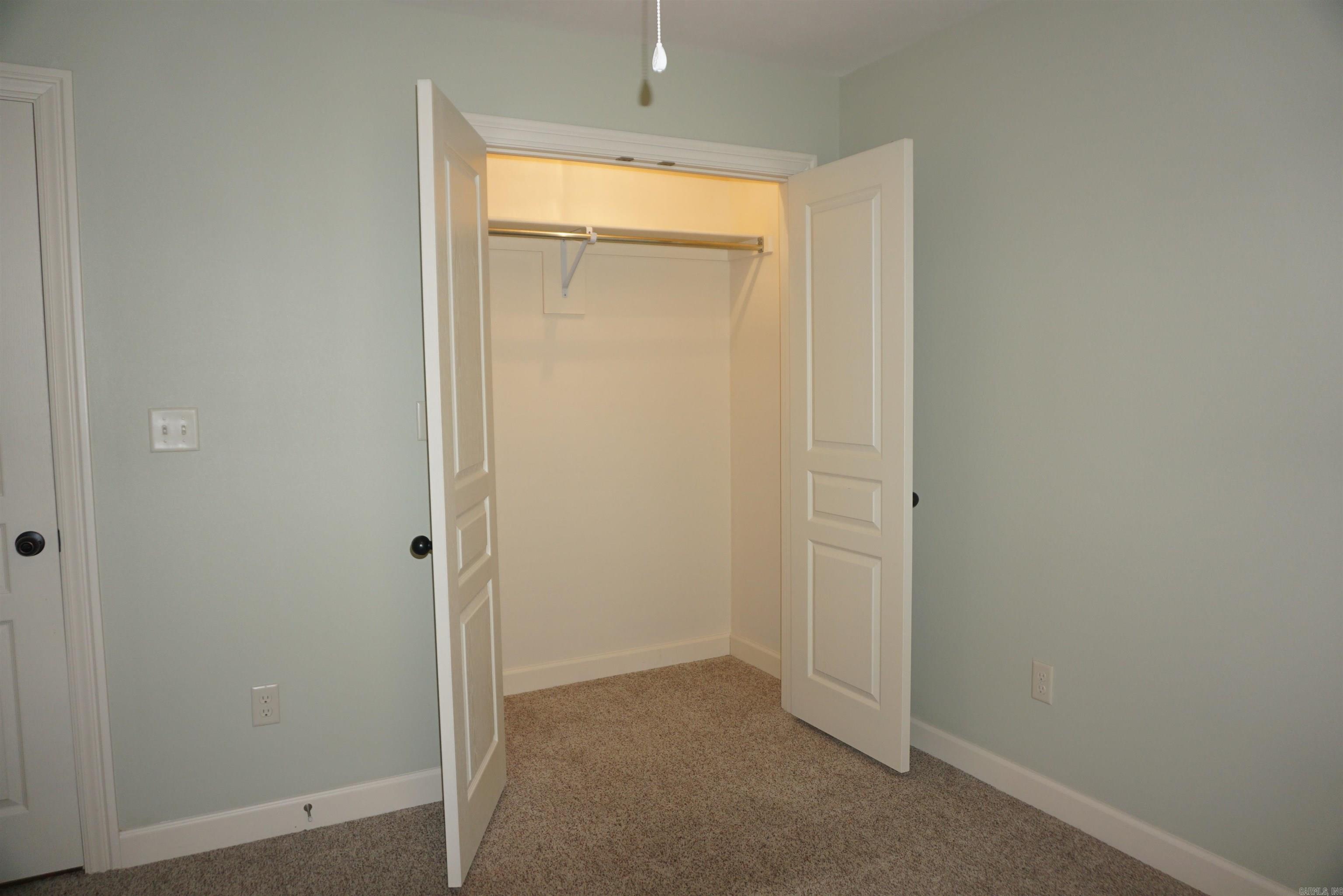 RIDGEWOOD S/D - Residential