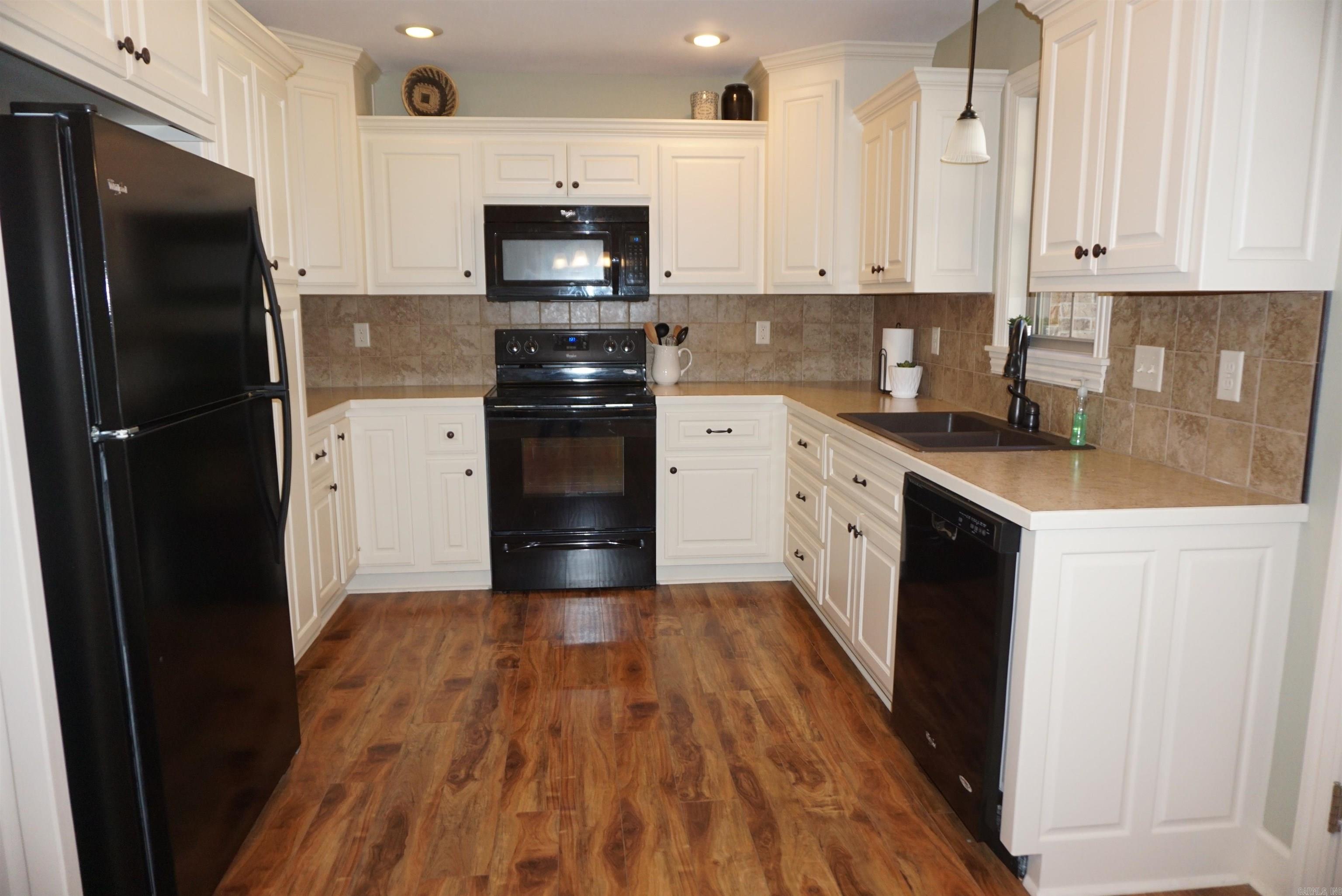 RIDGEWOOD S/D - Residential