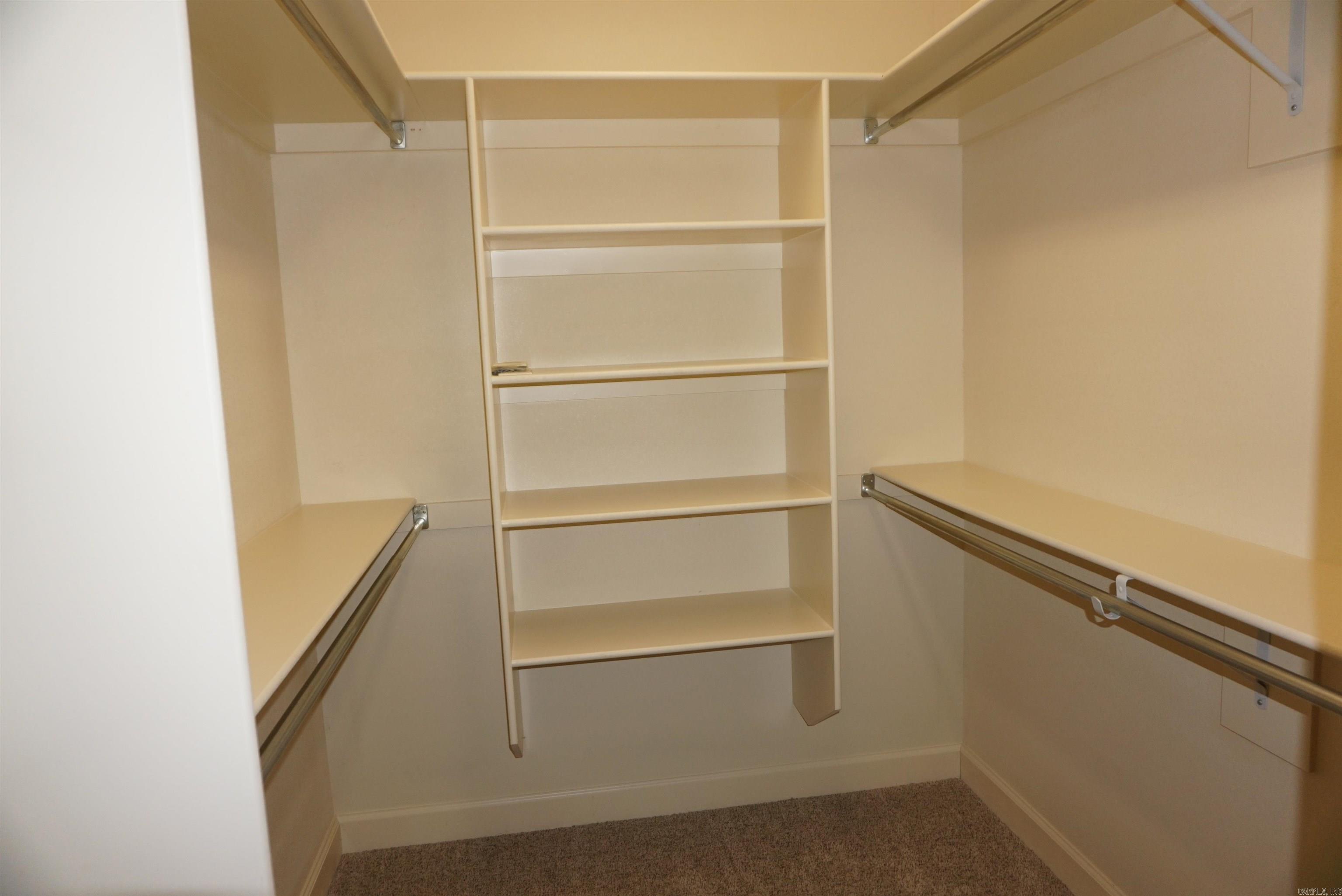 RIDGEWOOD S/D - Residential