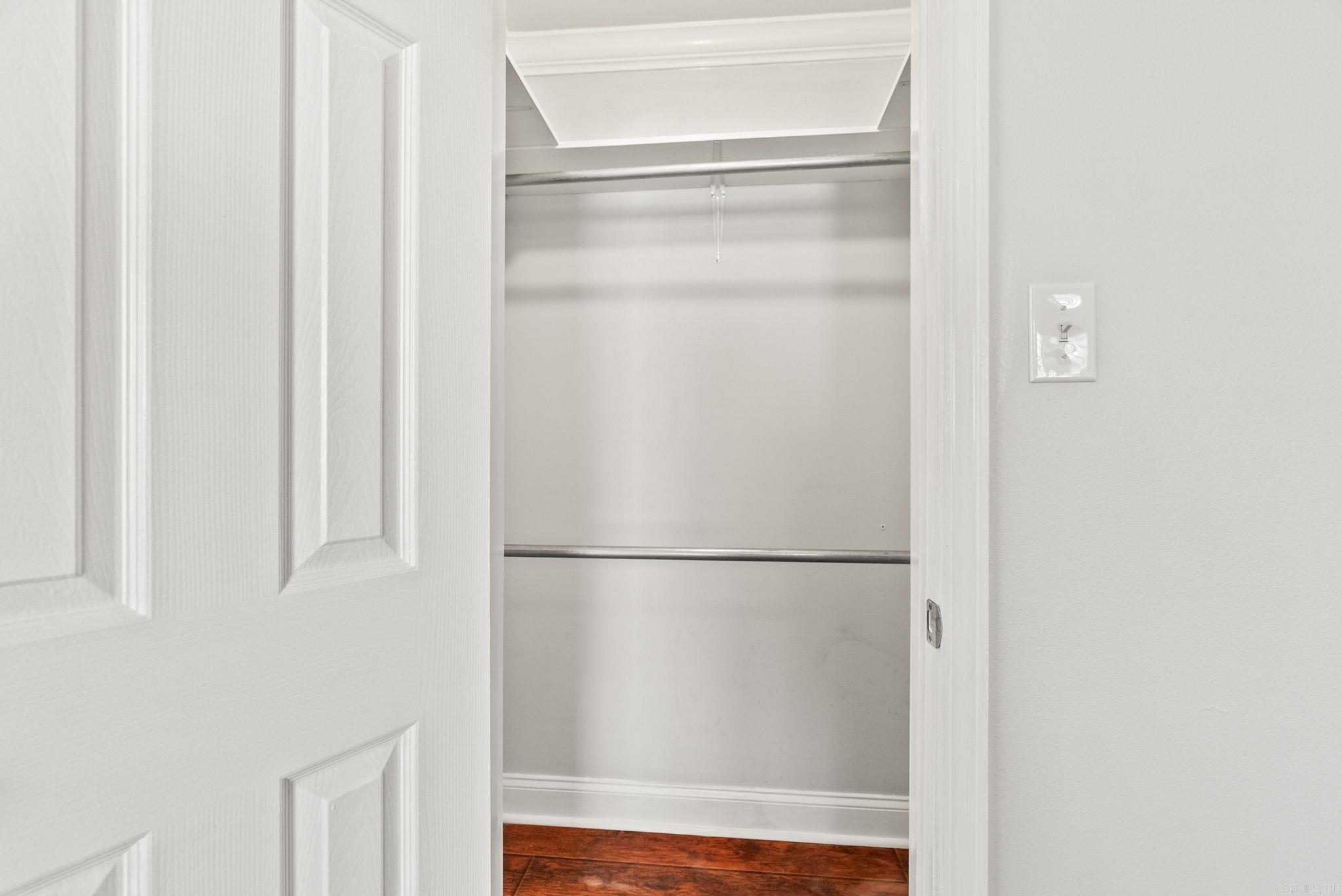 DELWOOD - Residential