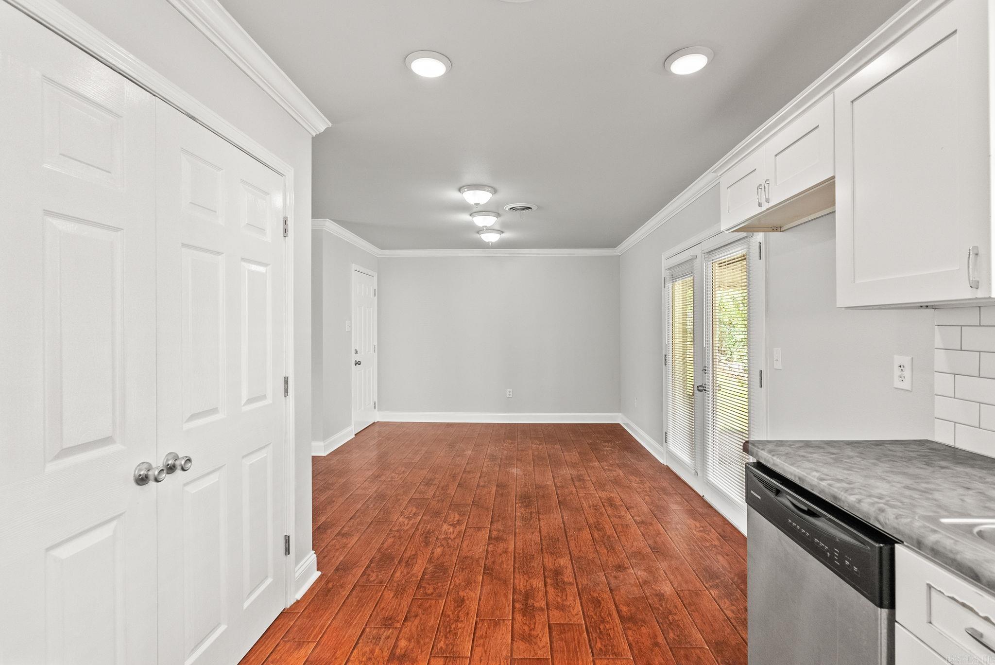 DELWOOD - Residential