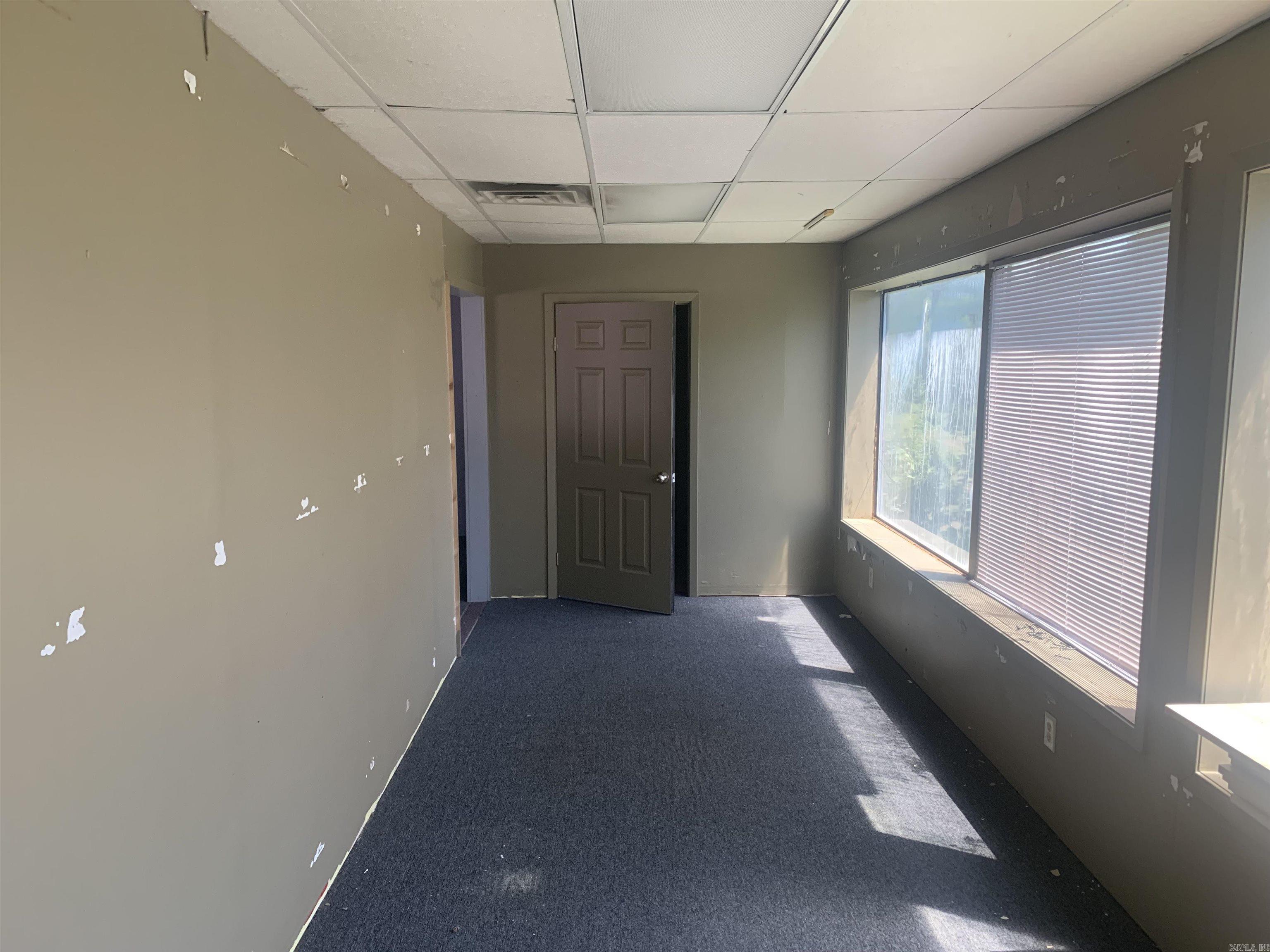 Clinton Original - Commercial Sale