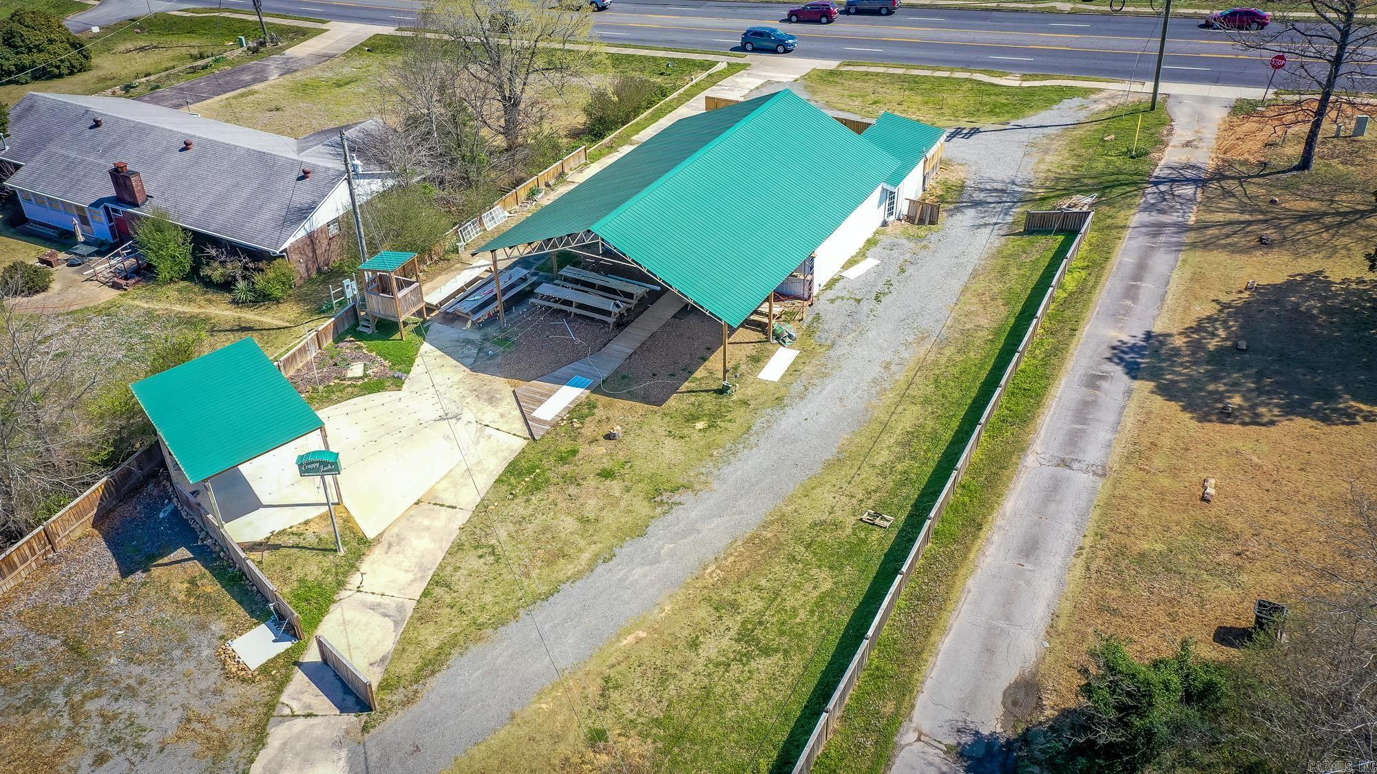 City of Clinton - Commercial Sale