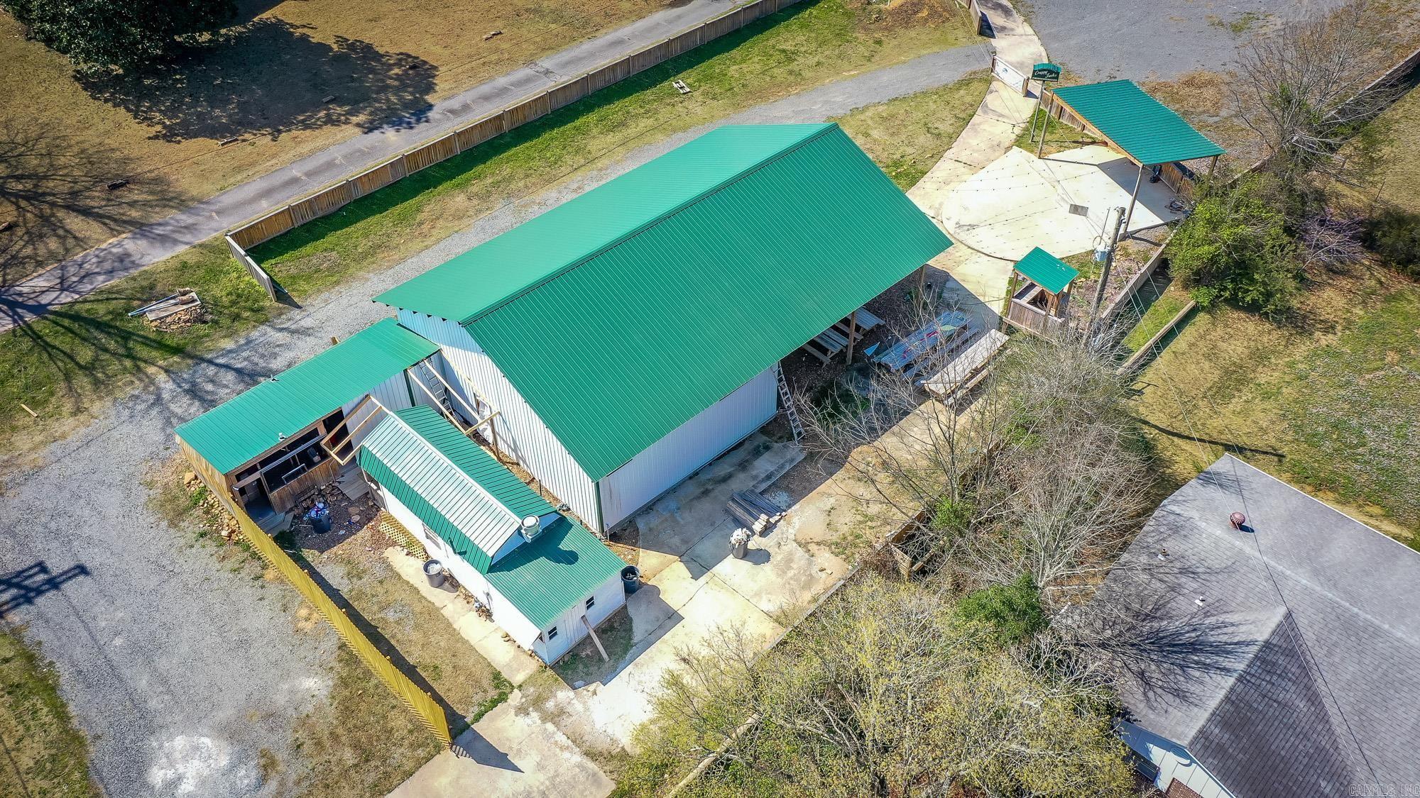 City of Clinton - Commercial Sale