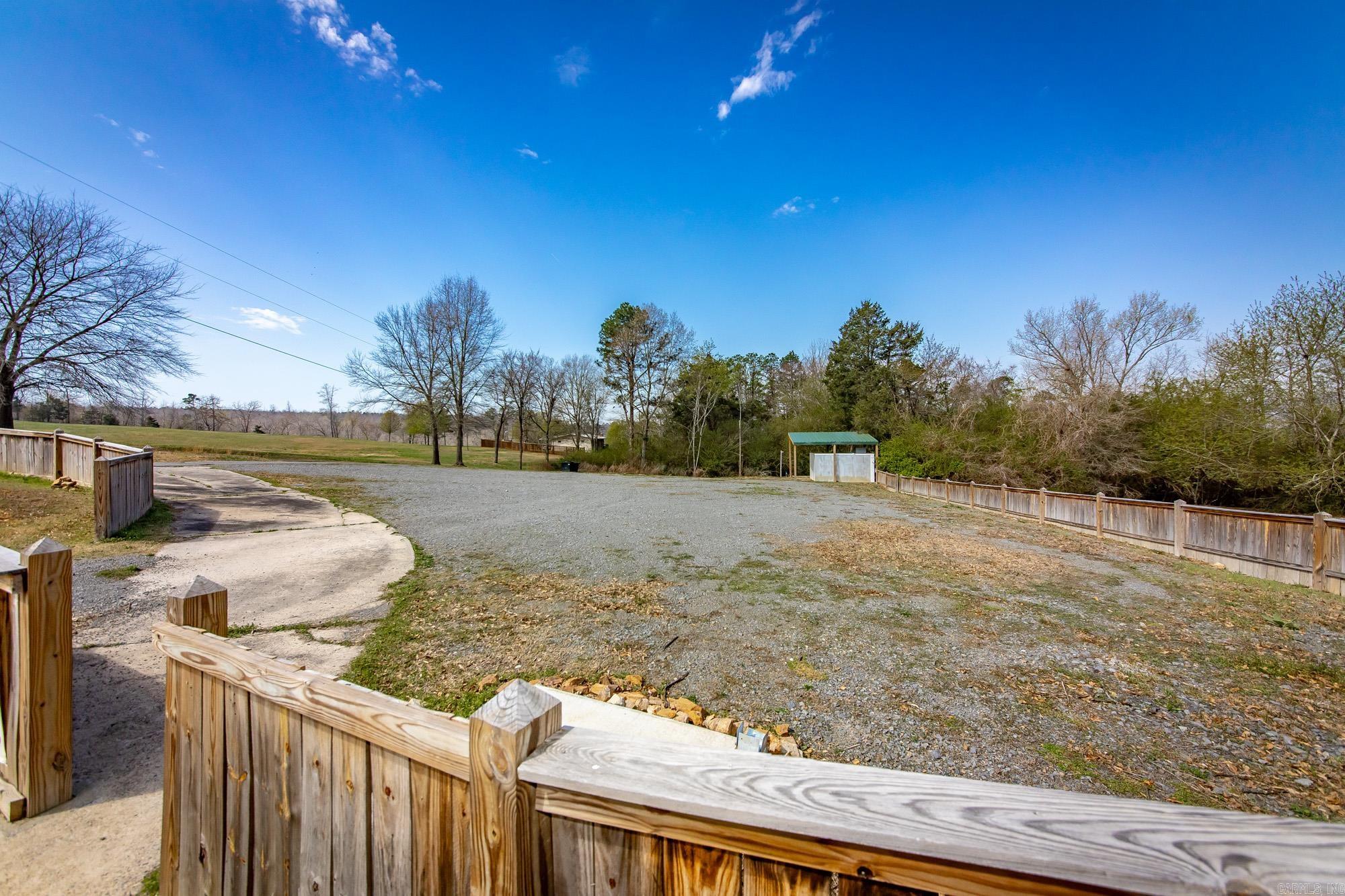 City of Clinton - Commercial Sale