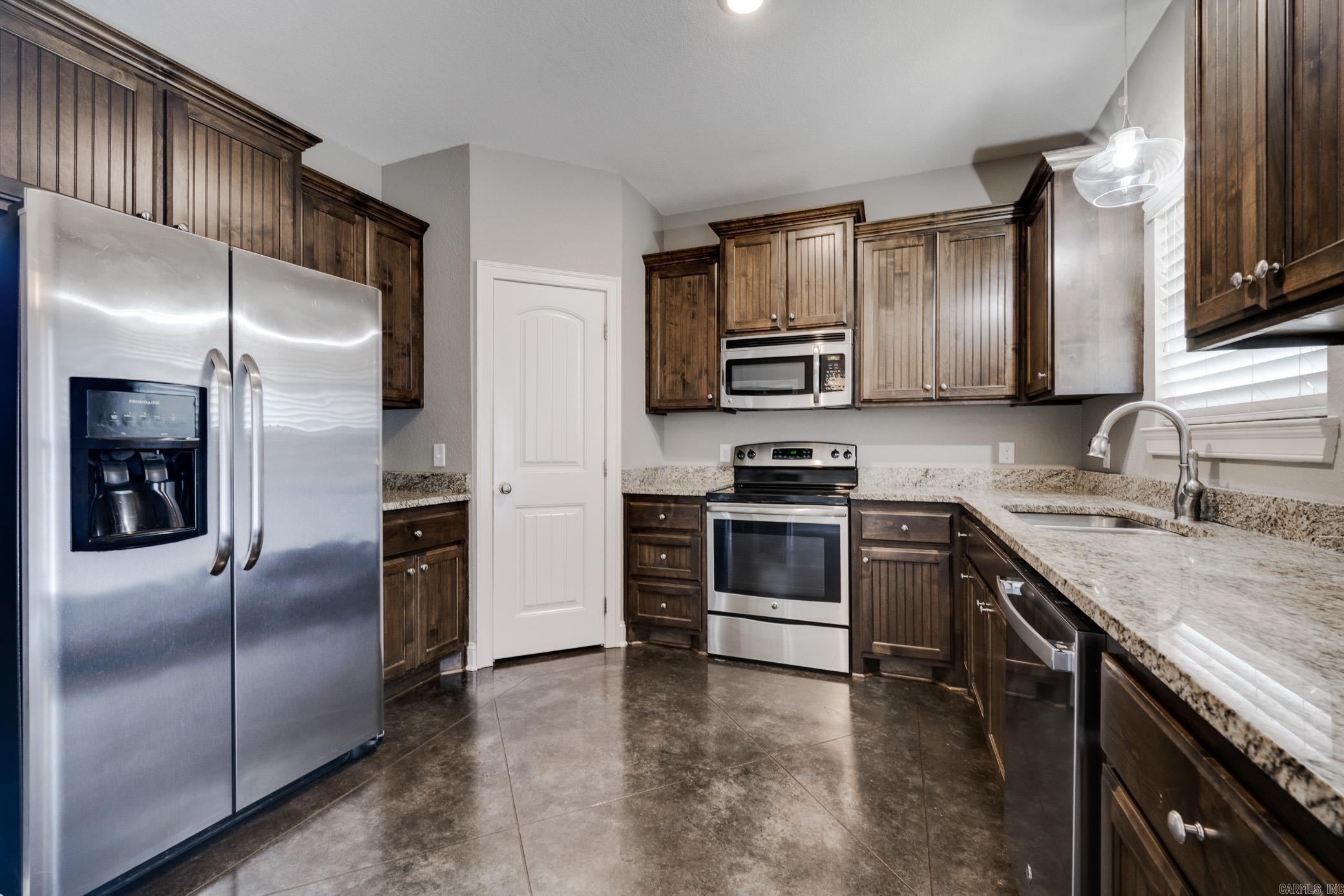 SPRING VALLEY - Residential