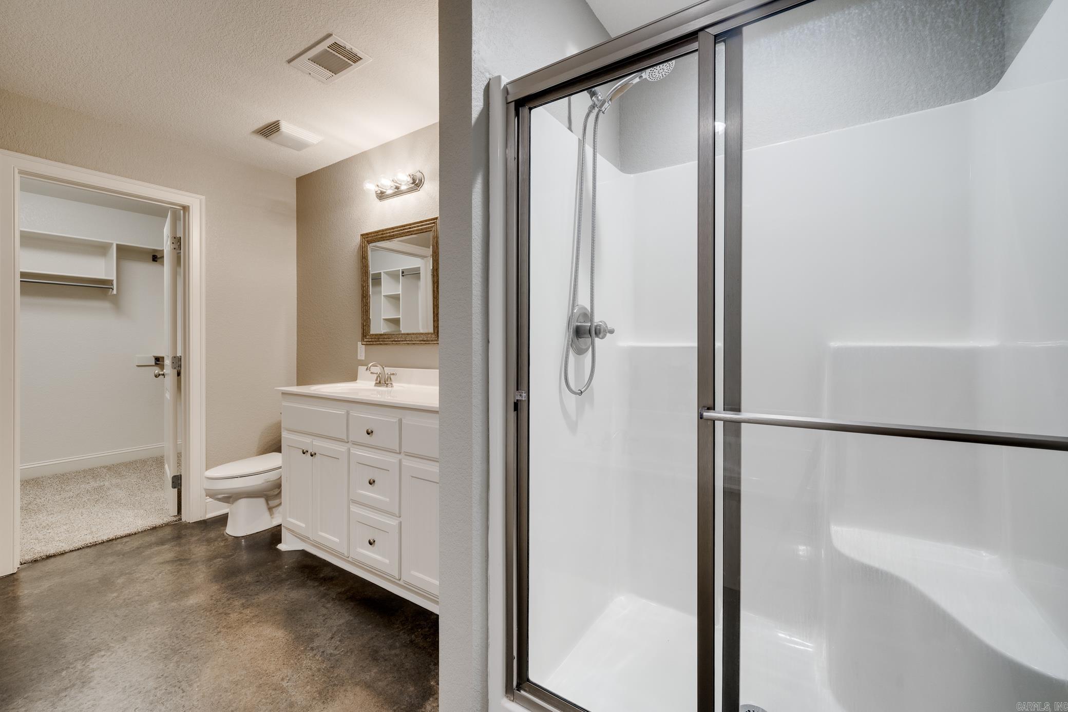 SPRING VALLEY - Residential