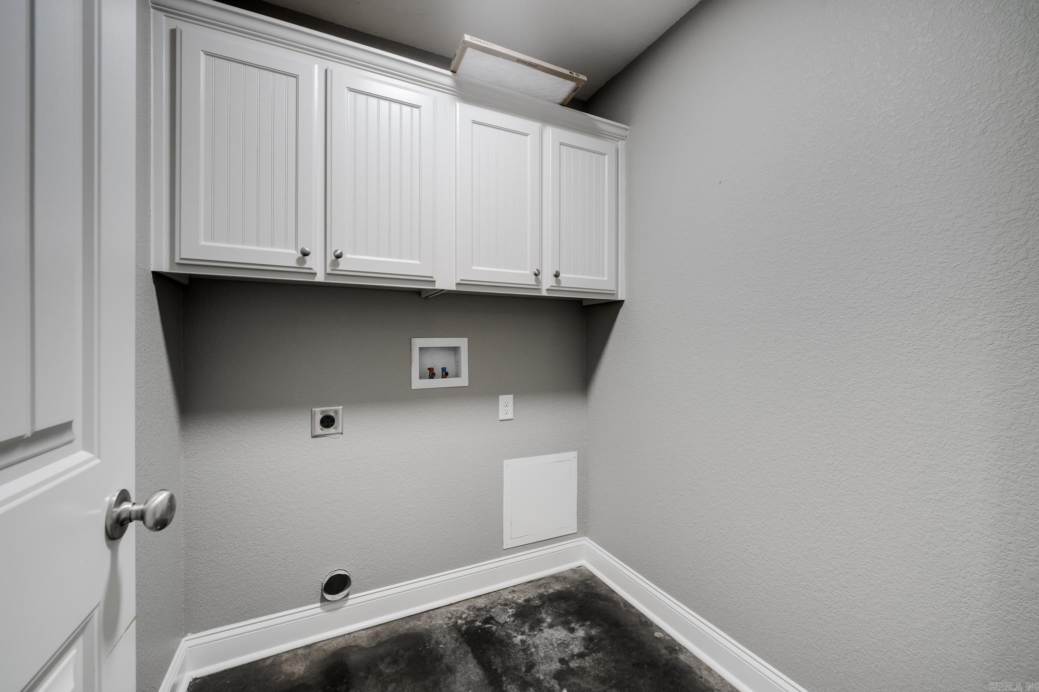 SPRING VALLEY - Residential