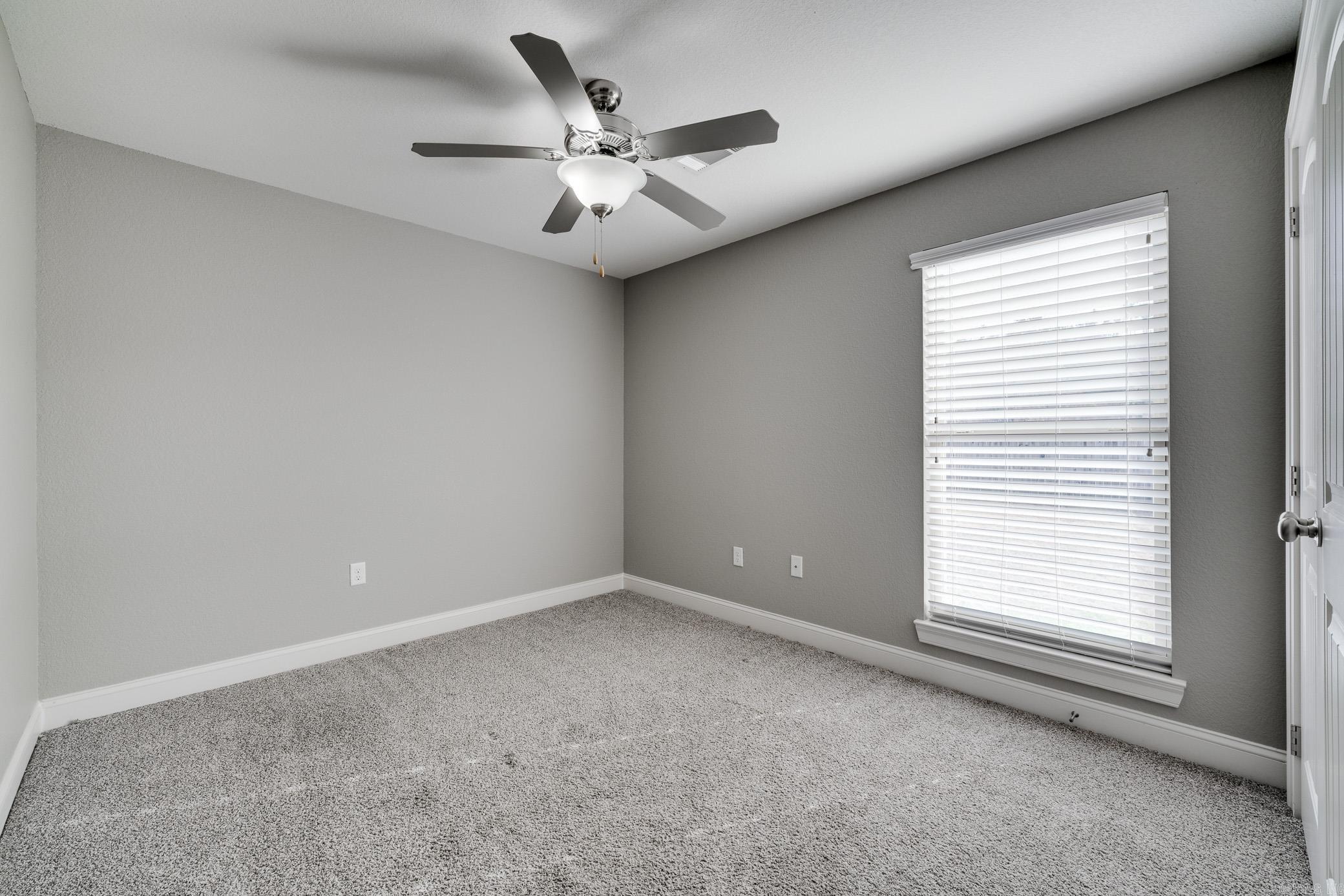 SPRING VALLEY - Residential