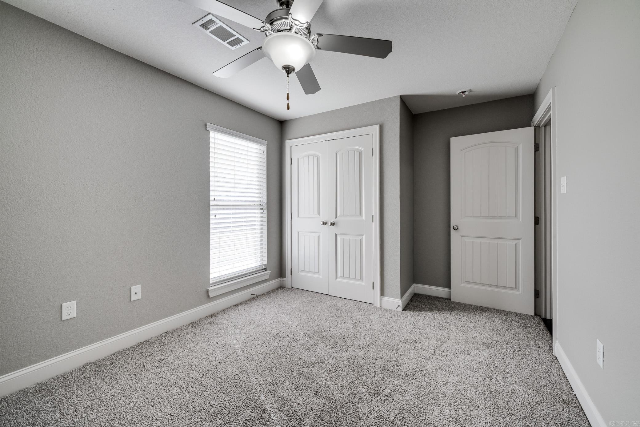 SPRING VALLEY - Residential