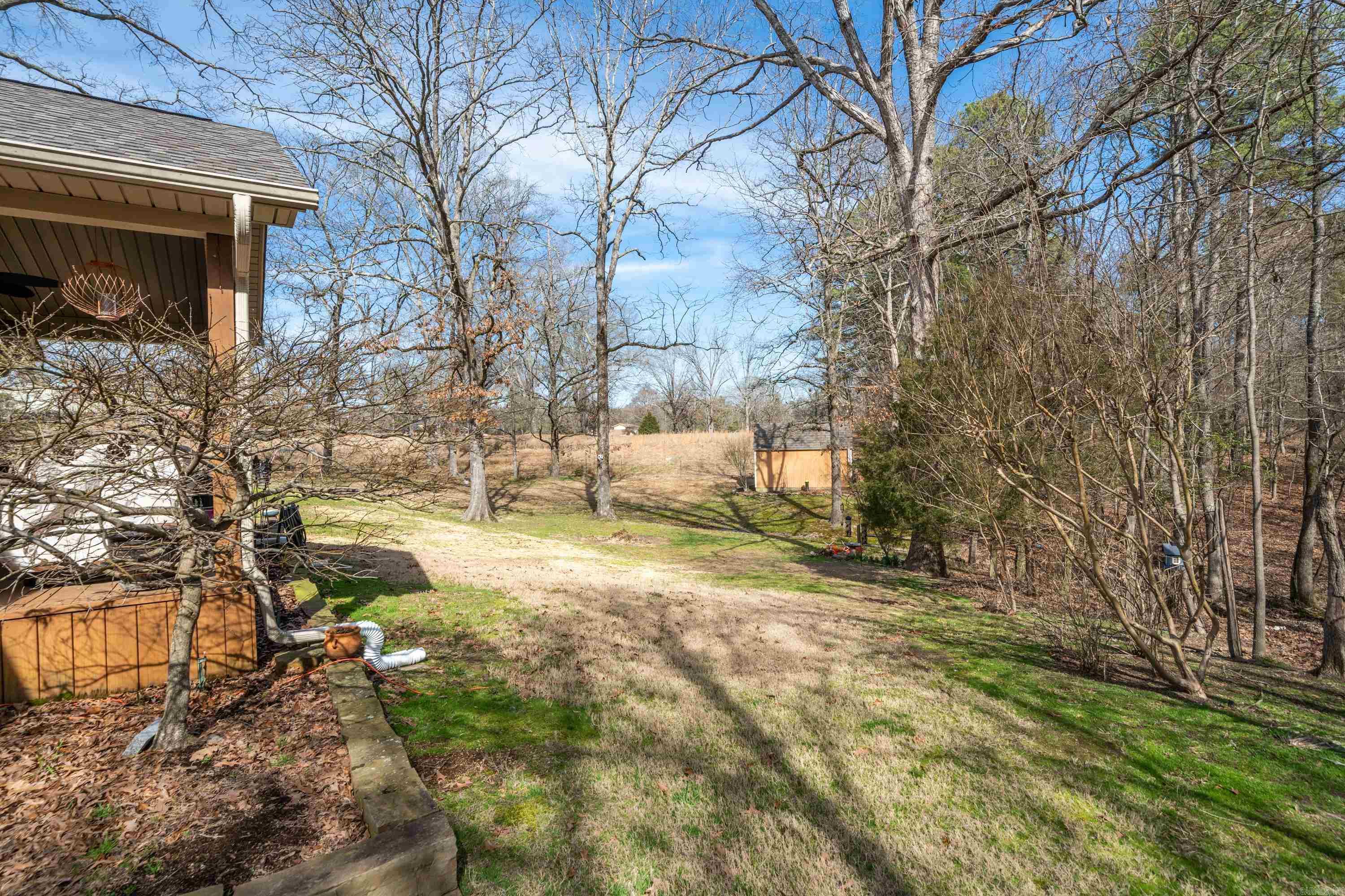 WOODLANDS EDGE - Residential