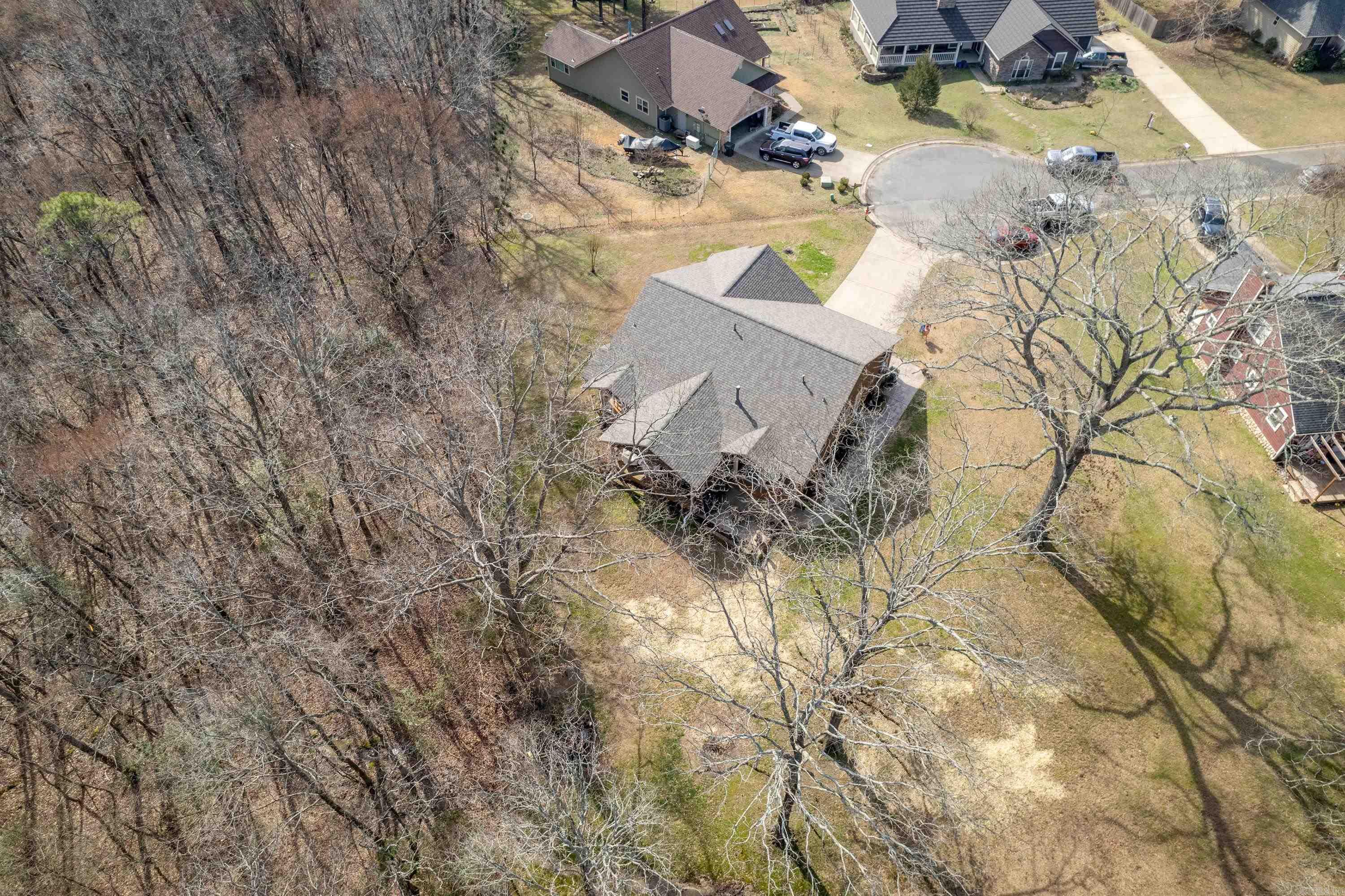 WOODLANDS EDGE - Residential