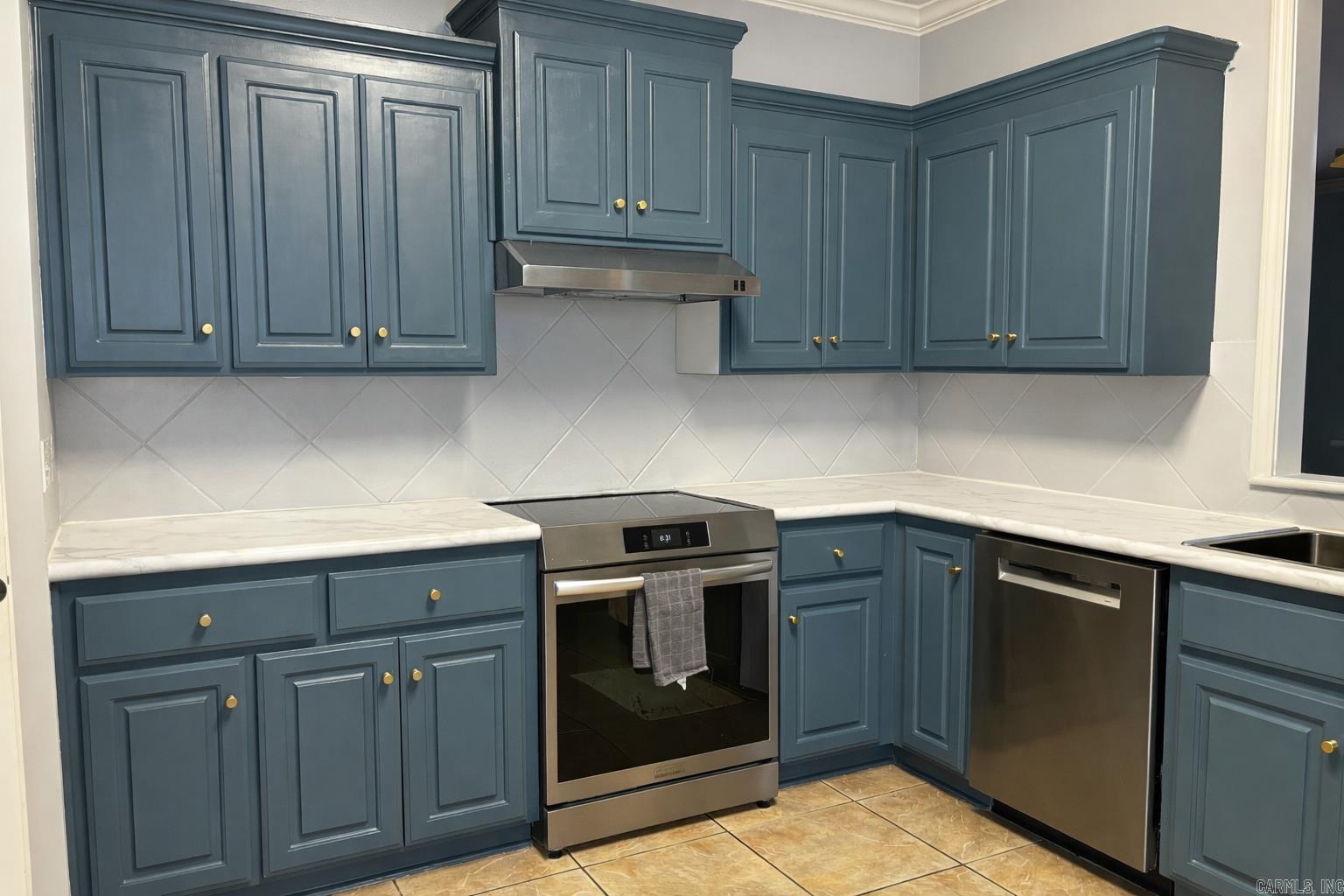 EDGEWATER ADDN - Residential