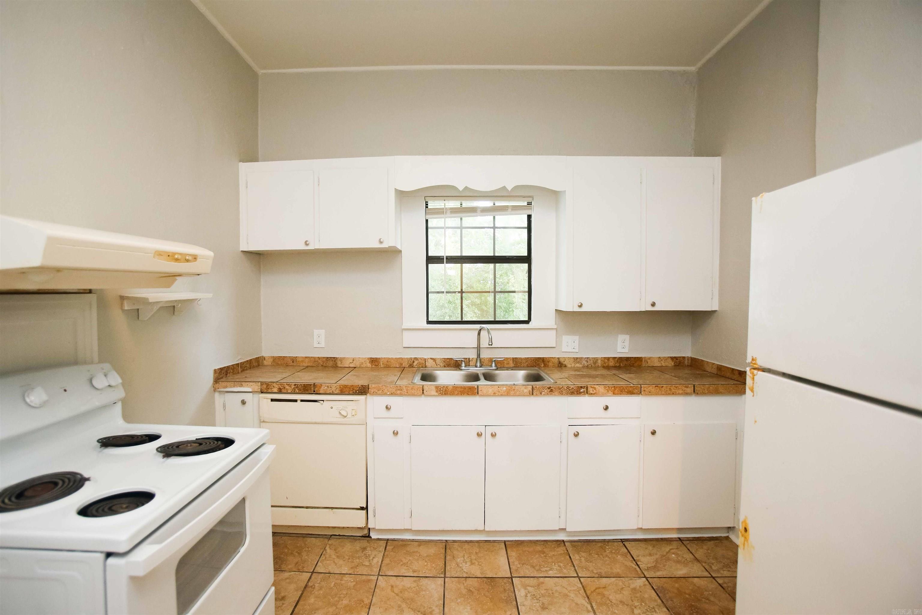 Lincoln - Residential Lease