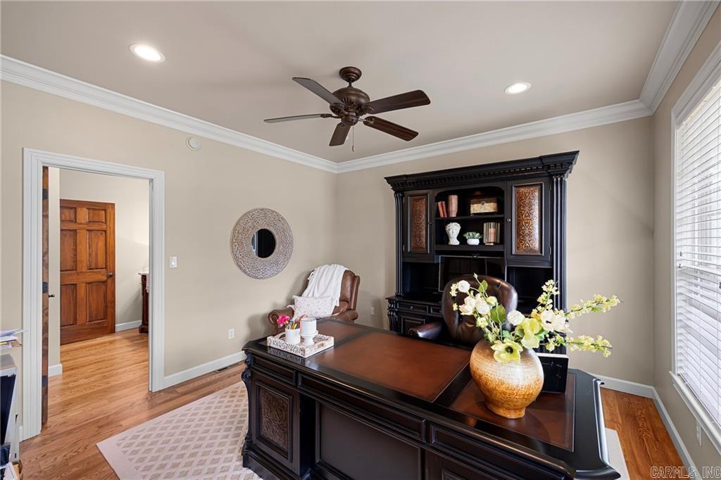 CLIFF & STREAM - Residential