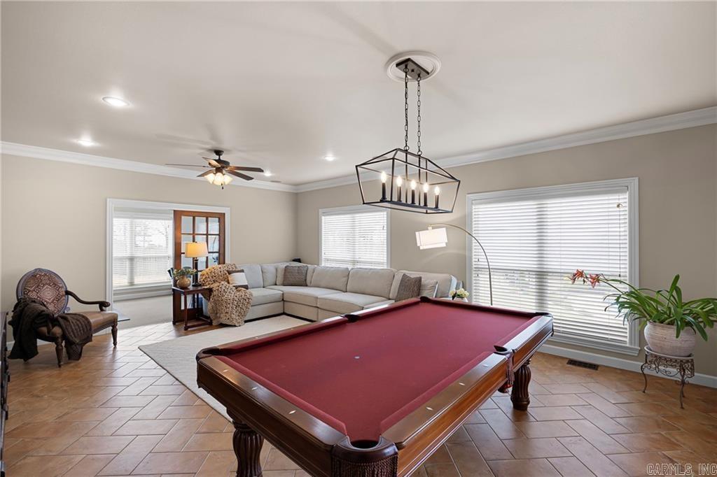 CLIFF & STREAM - Residential